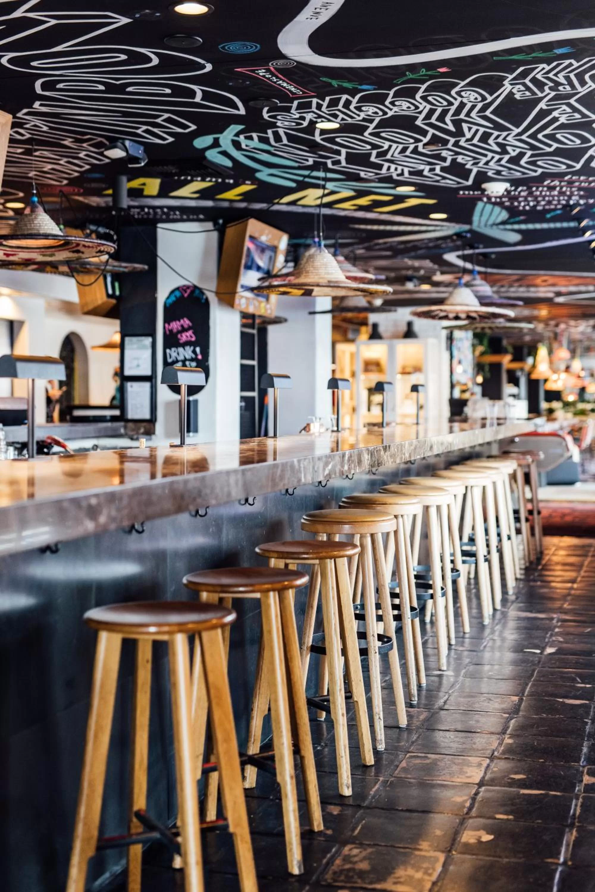 Restaurant/places to eat in Mama Shelter Los Angeles