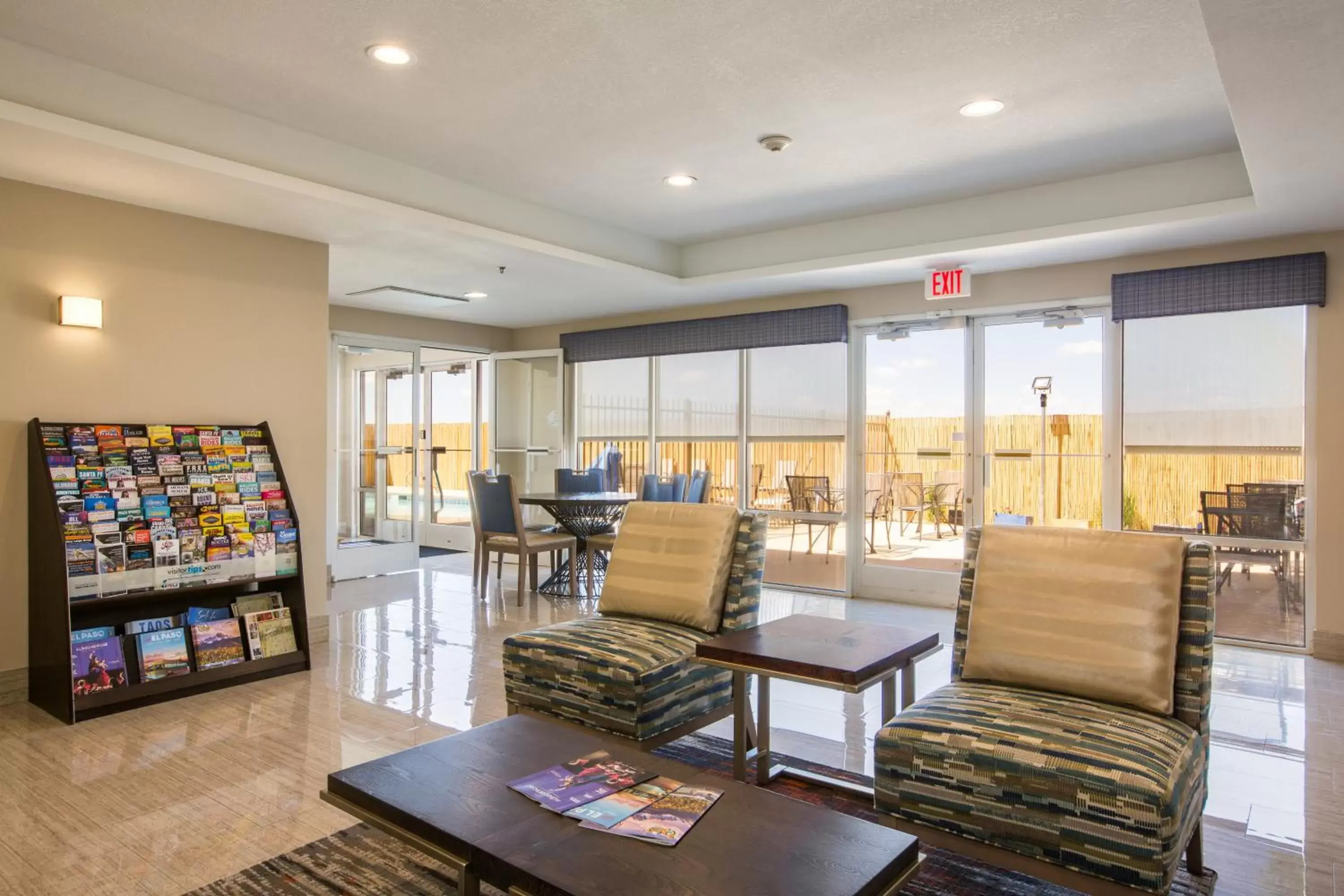Lobby or reception in Baymont by Wyndham Albuquerque Airport