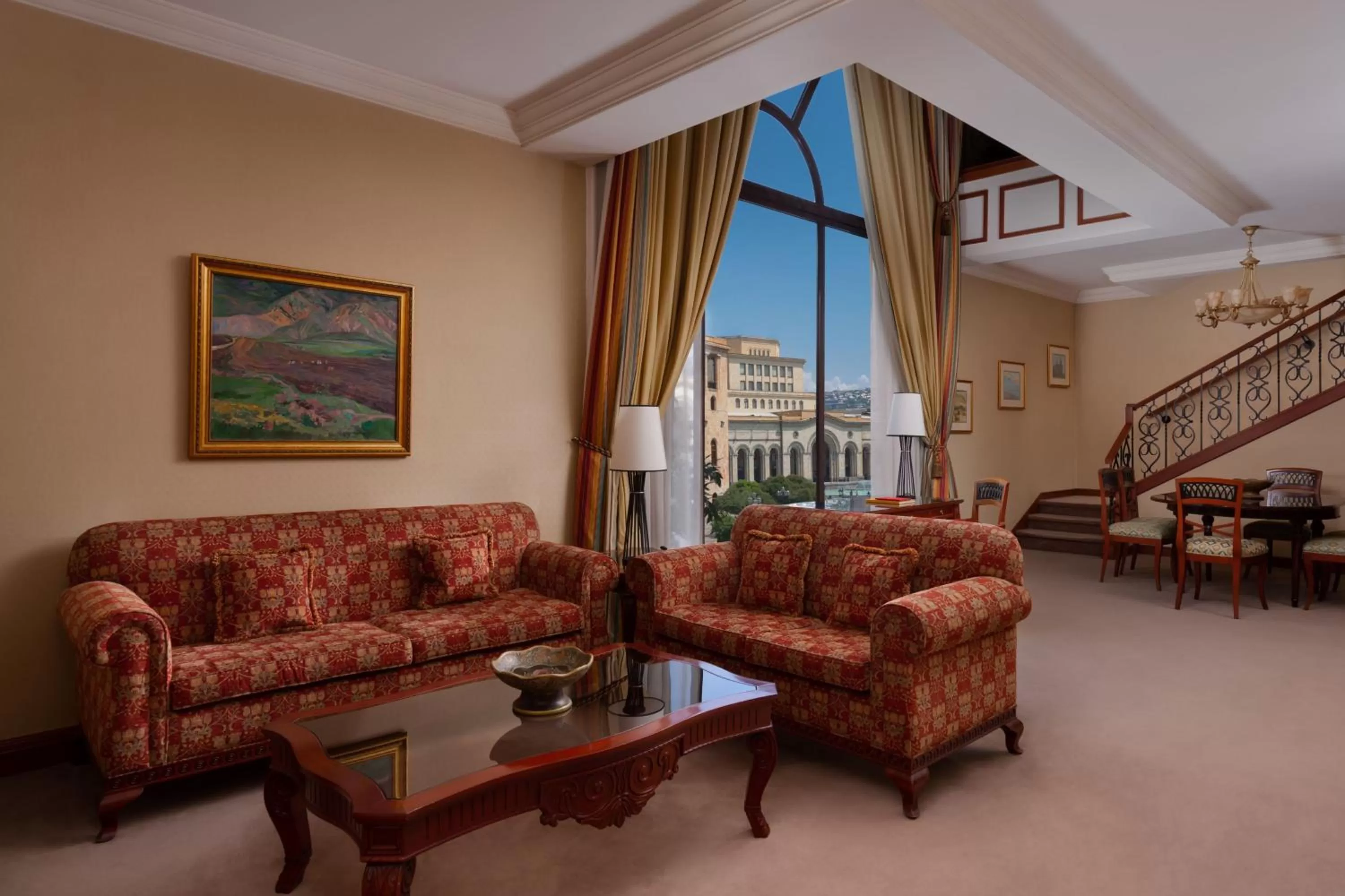 Living room in Armenia Marriott Hotel Yerevan