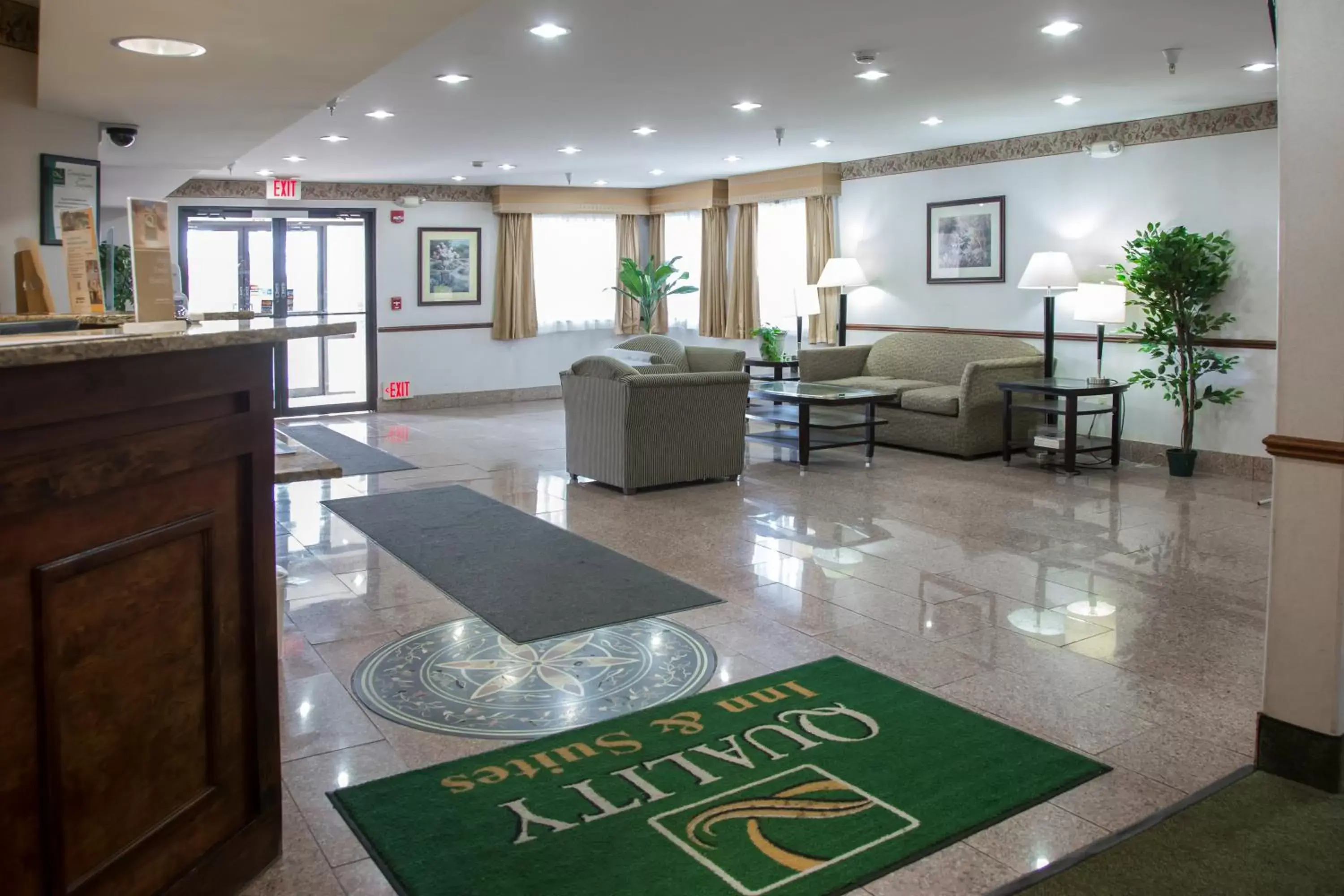 Lobby/Reception in Quality Inn & Suites Loves Park near Rockford