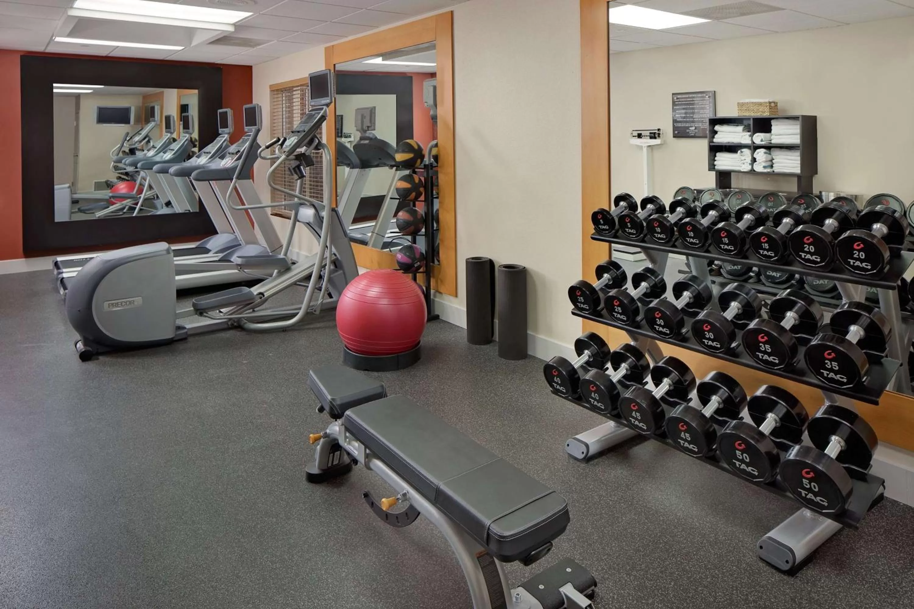 Fitness centre/facilities in Homewood Suites Nashville/Brentwood