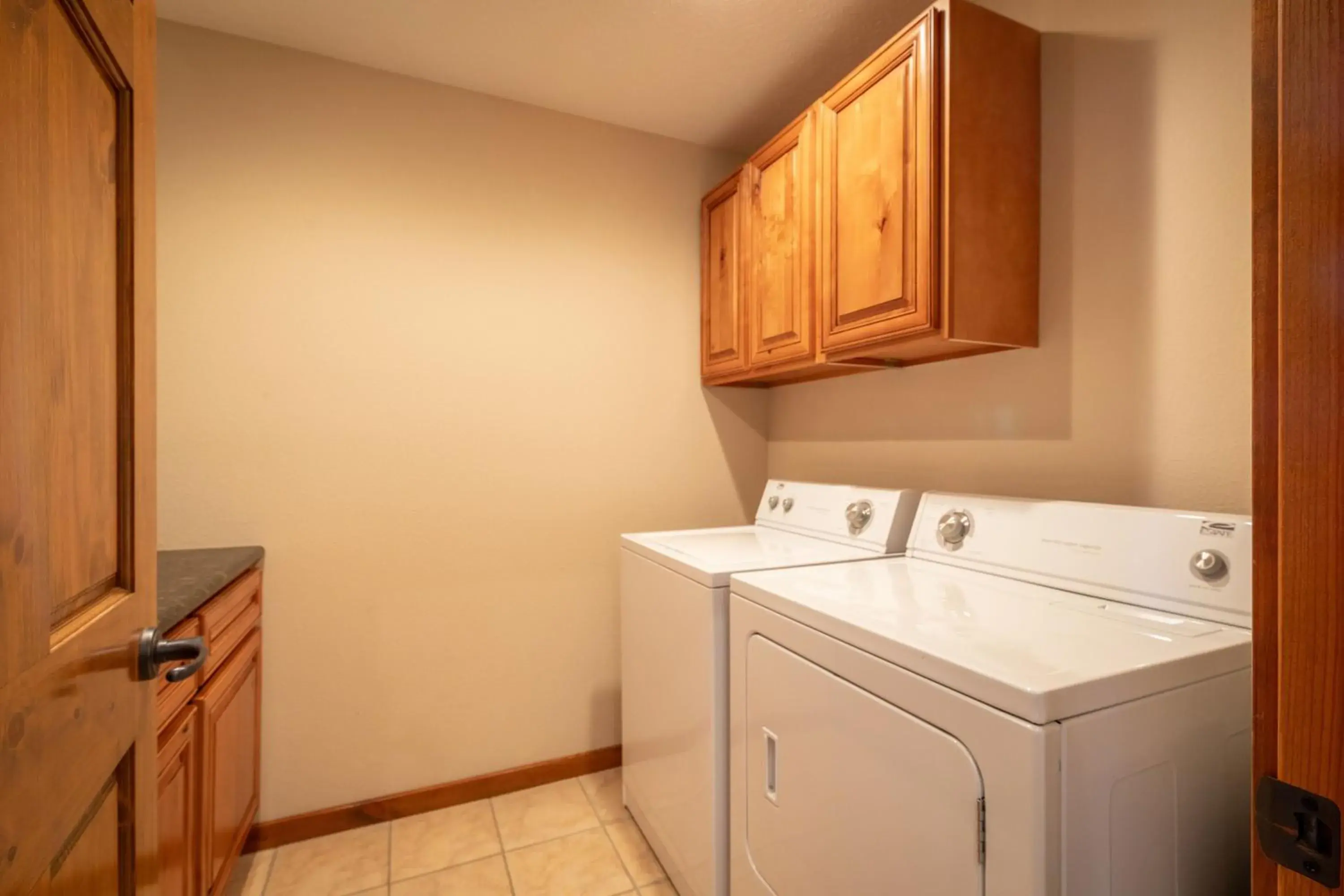 laundry, Bathroom in The Lodges at Table Rock by Capital Vacations