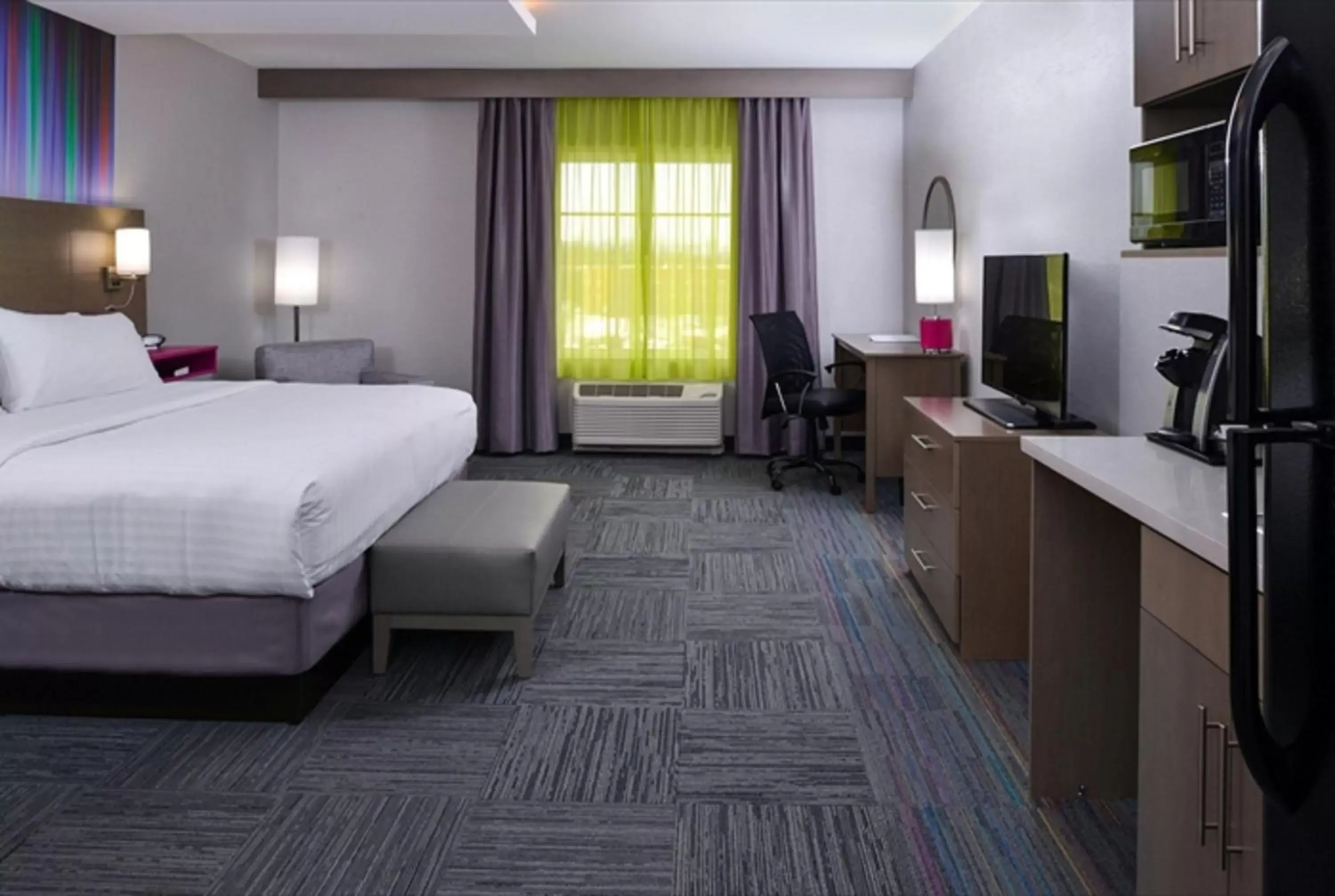 Bed in Holiday Inn Express & Suites Shippensburg, an IHG Hotel