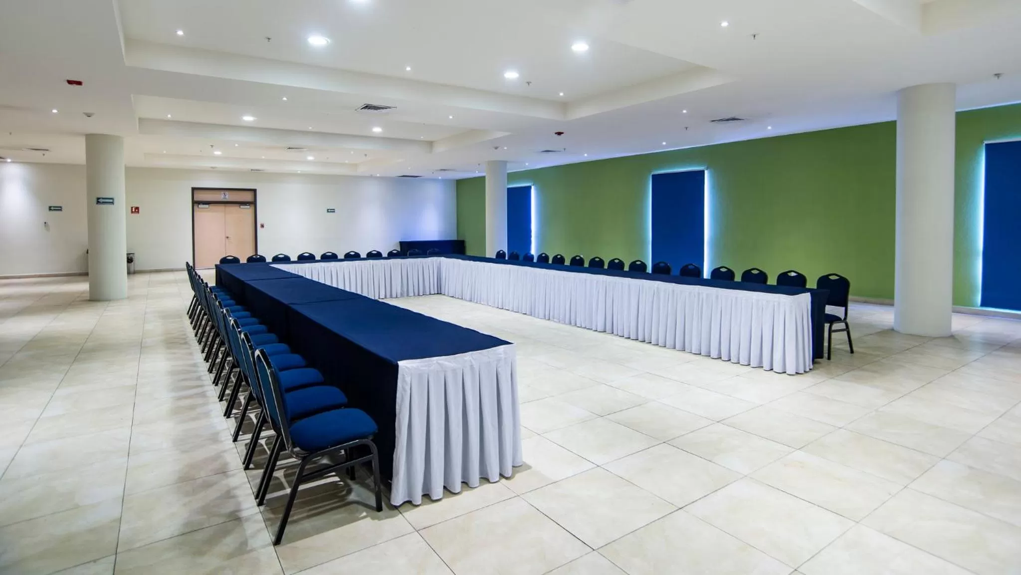 Meeting/conference room in Holiday Inn Express Xalapa by IHG