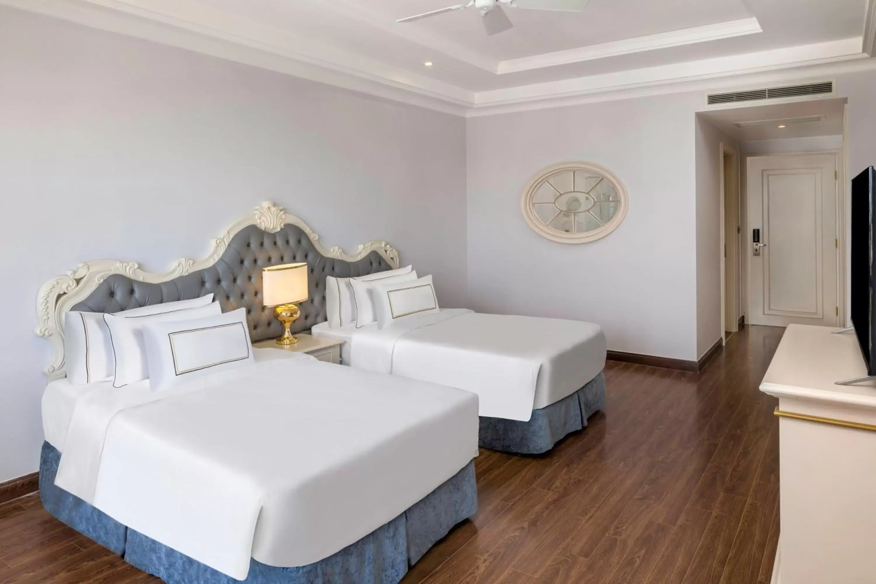 Bed in Melia Vinpearl Tay Ninh