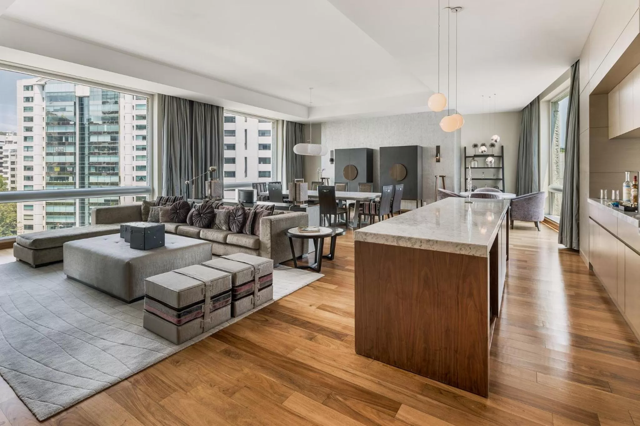 Photo of the whole room in Live Aqua Ciudad de Mexico Bosques de las Lomas