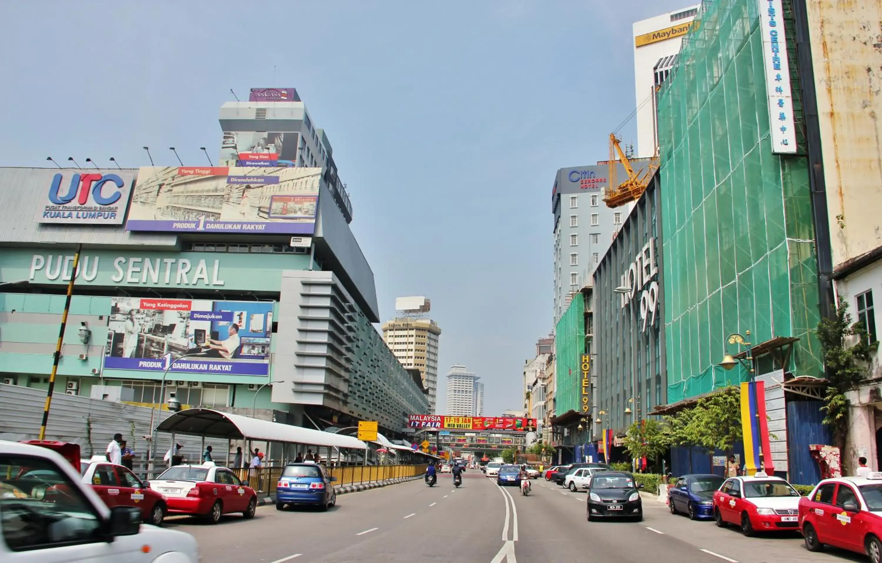 Facade/entrance in Hotel 99 Kuala Lumpur City