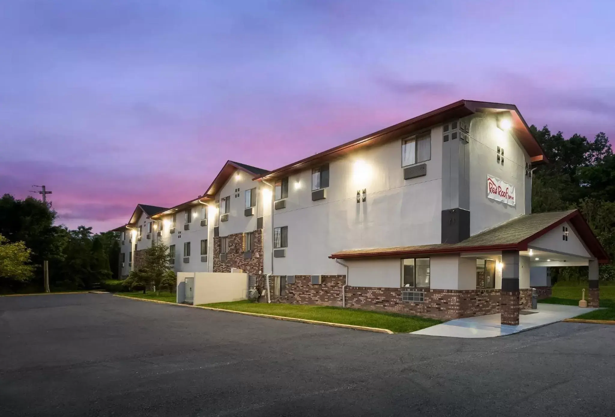 Property Building in Red Roof Inn Mansfield