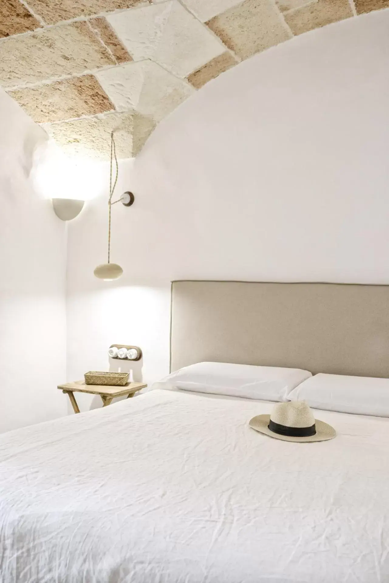 Bedroom, Bed in Hotel Nou Sant Antoni