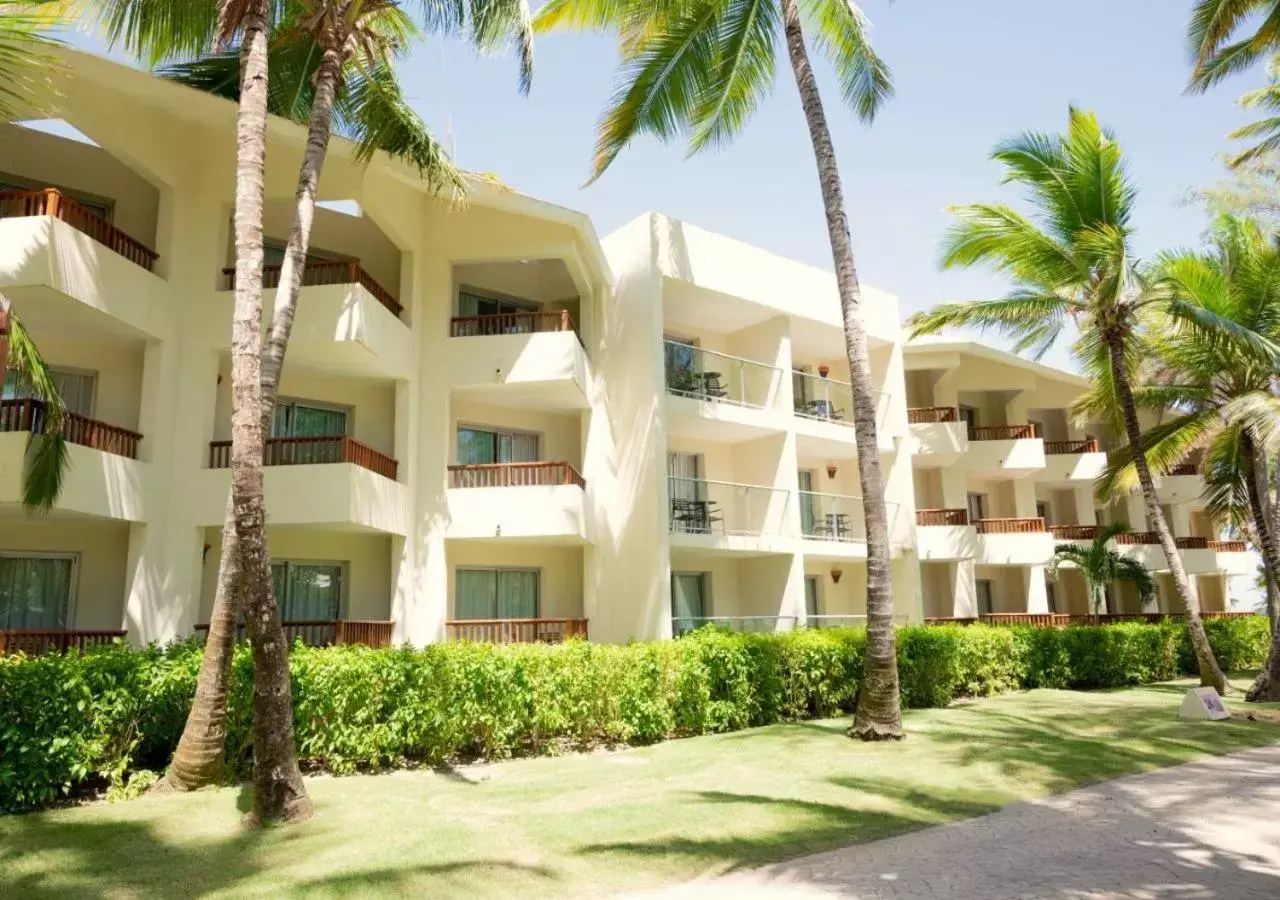 Property Building in Impressive Punta Cana - All Inclusive