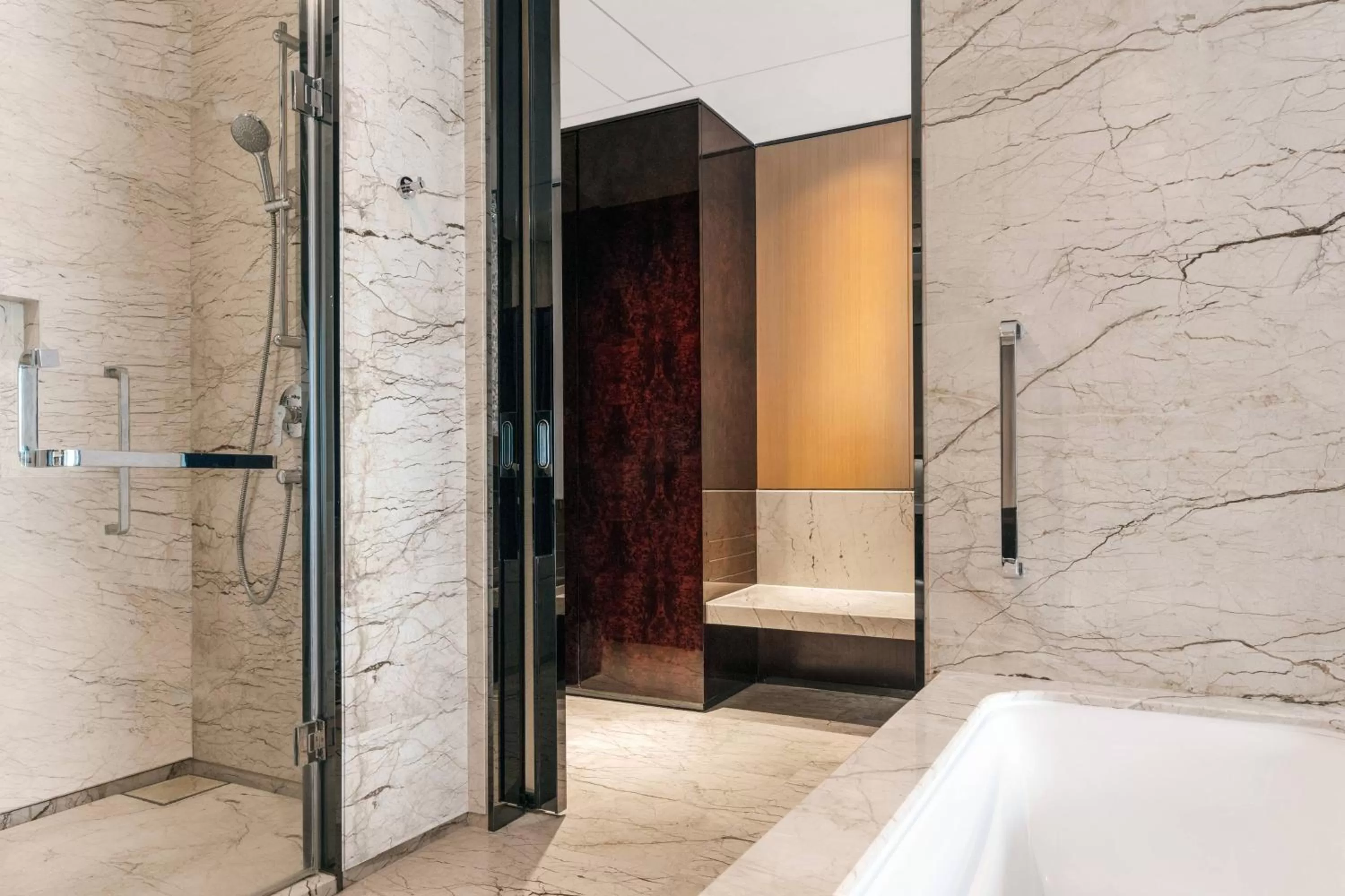 Bathroom in Shunde Marriott Hotel