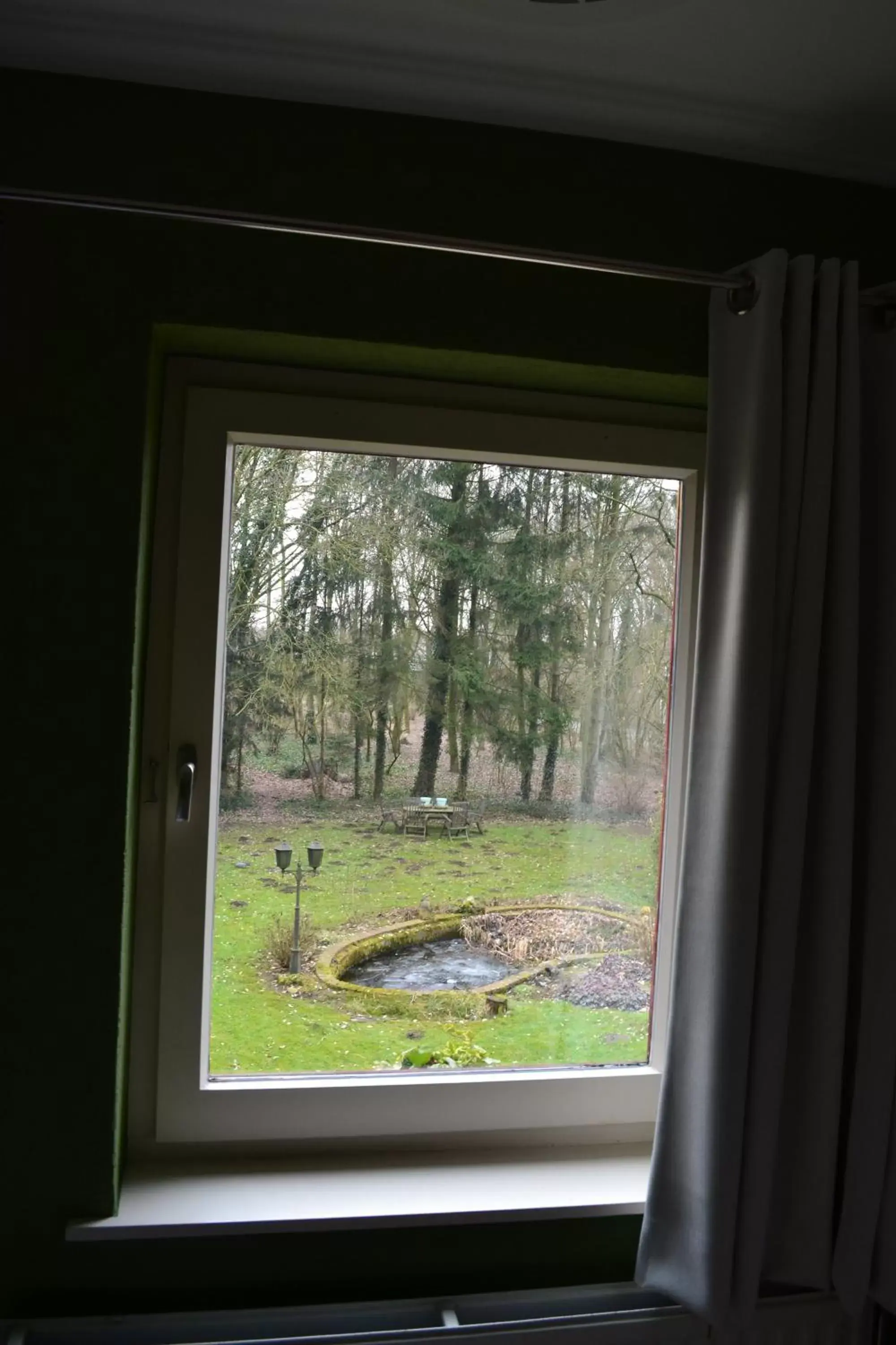 Garden view in Bed & Breakfast aan de Beek