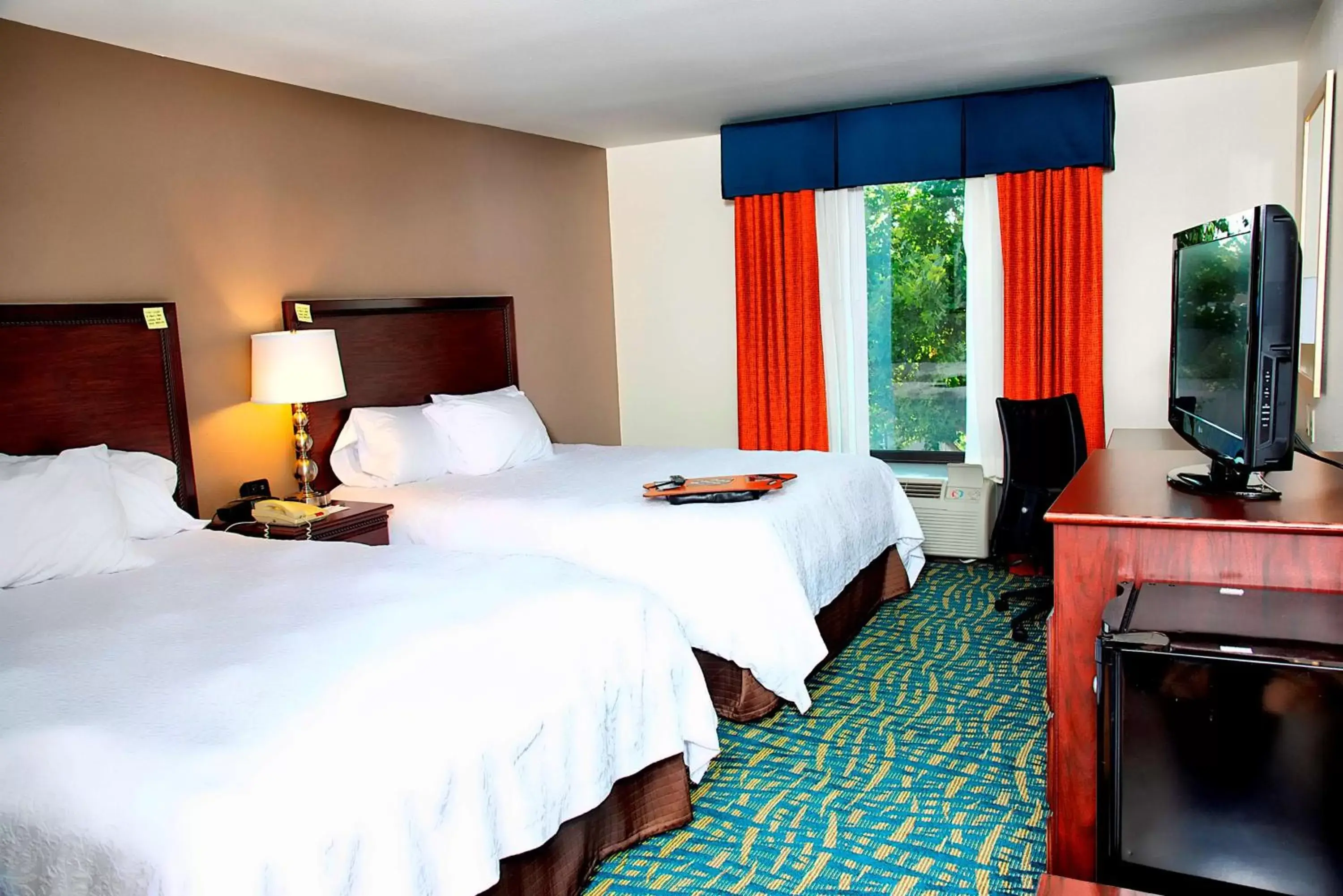 Bed in Hampton Inn and Suites Amarillo West