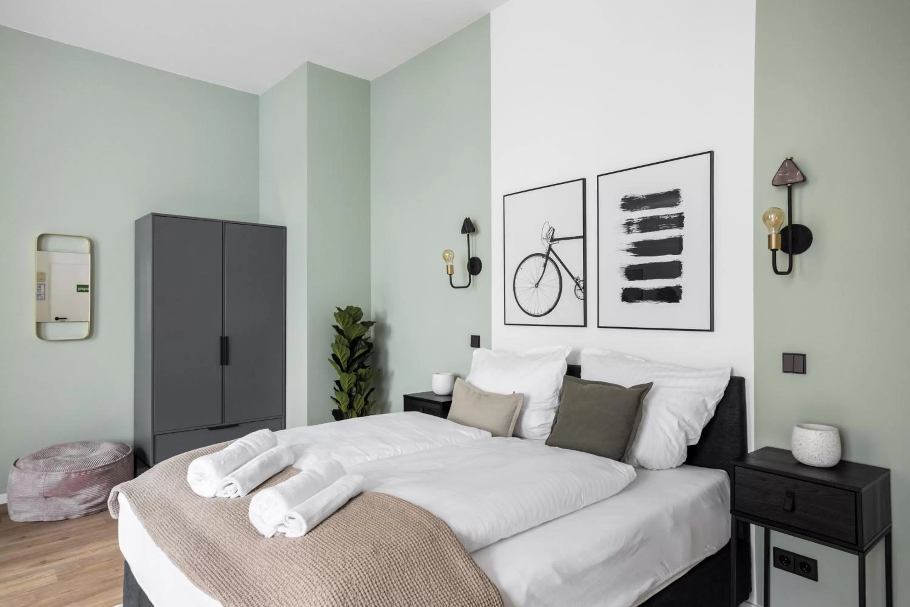 Bed in Limehome Erfurt Schmidtstedter Straße