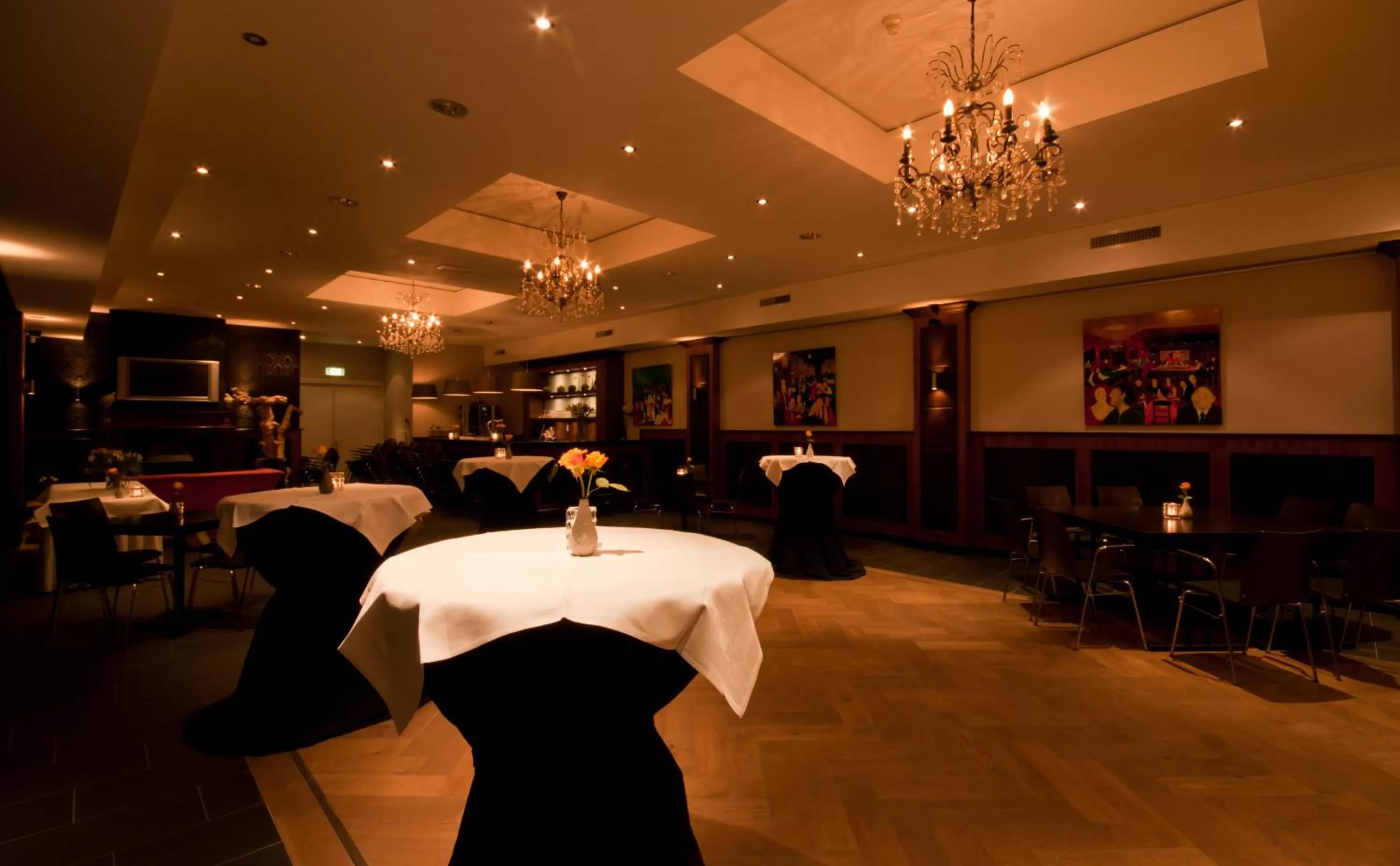 Restaurant/places to eat in Hotel Restaurant St. Lambert