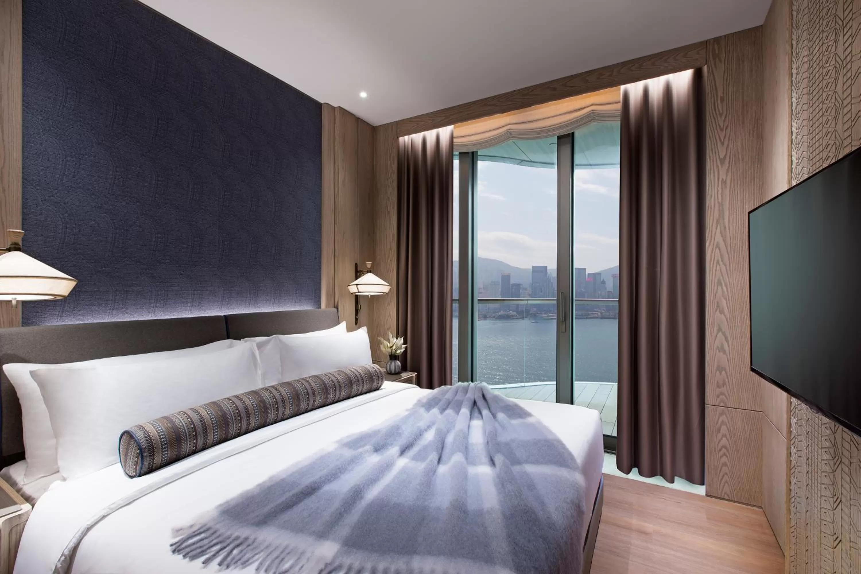 Sea view, Bed in K11 ARTUS