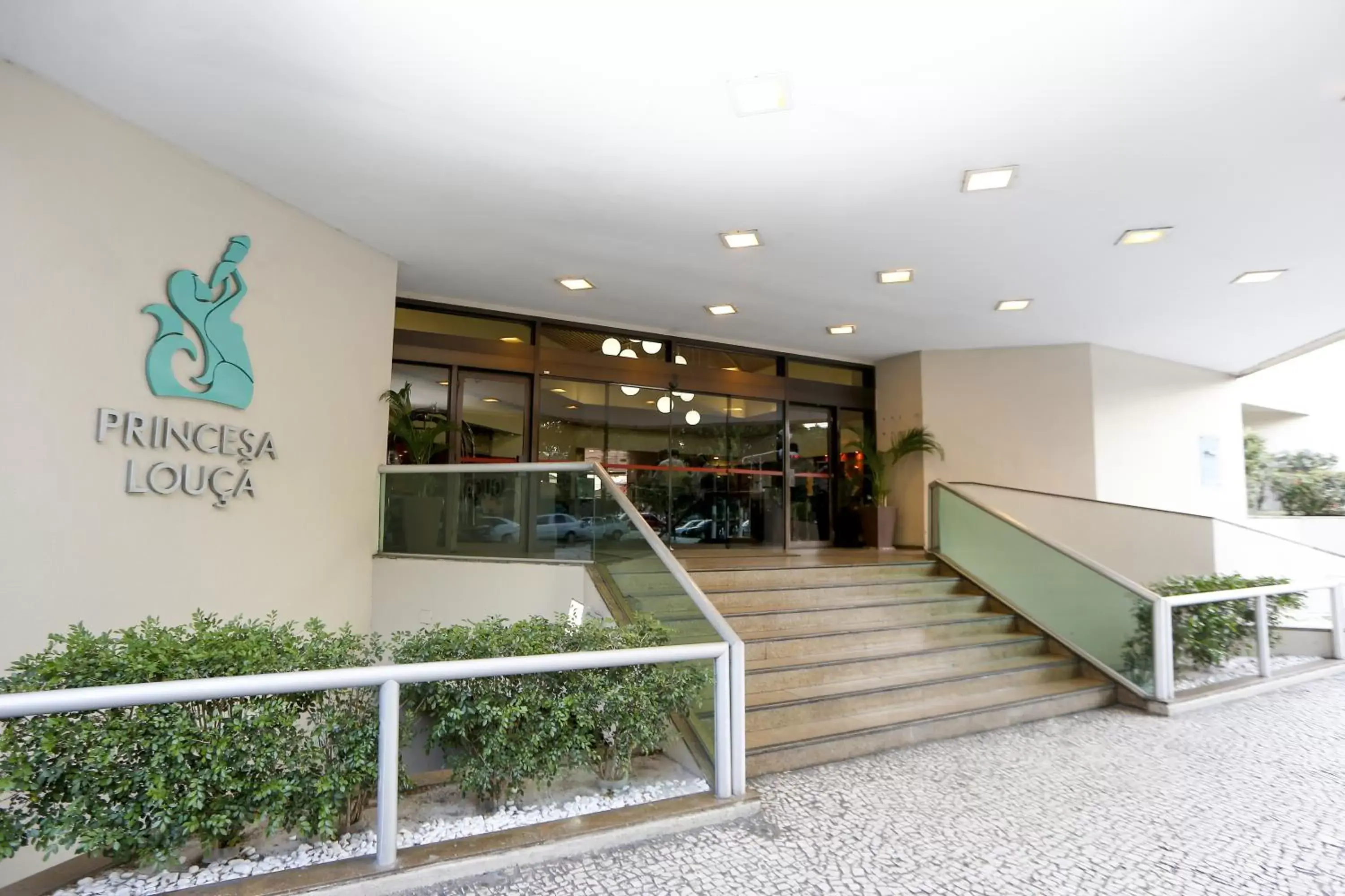 Facade/entrance in Hotel Princesa Louçã