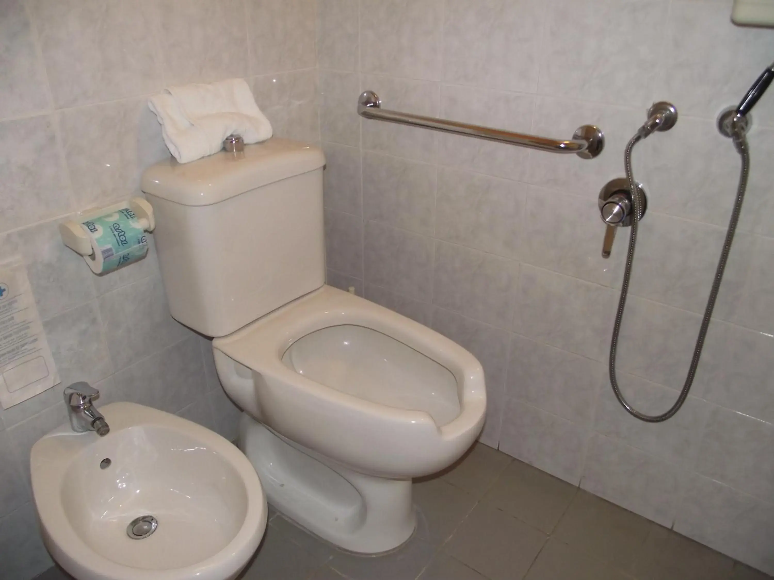 Toilet, Bathroom in Hotel Duca Della Corgna