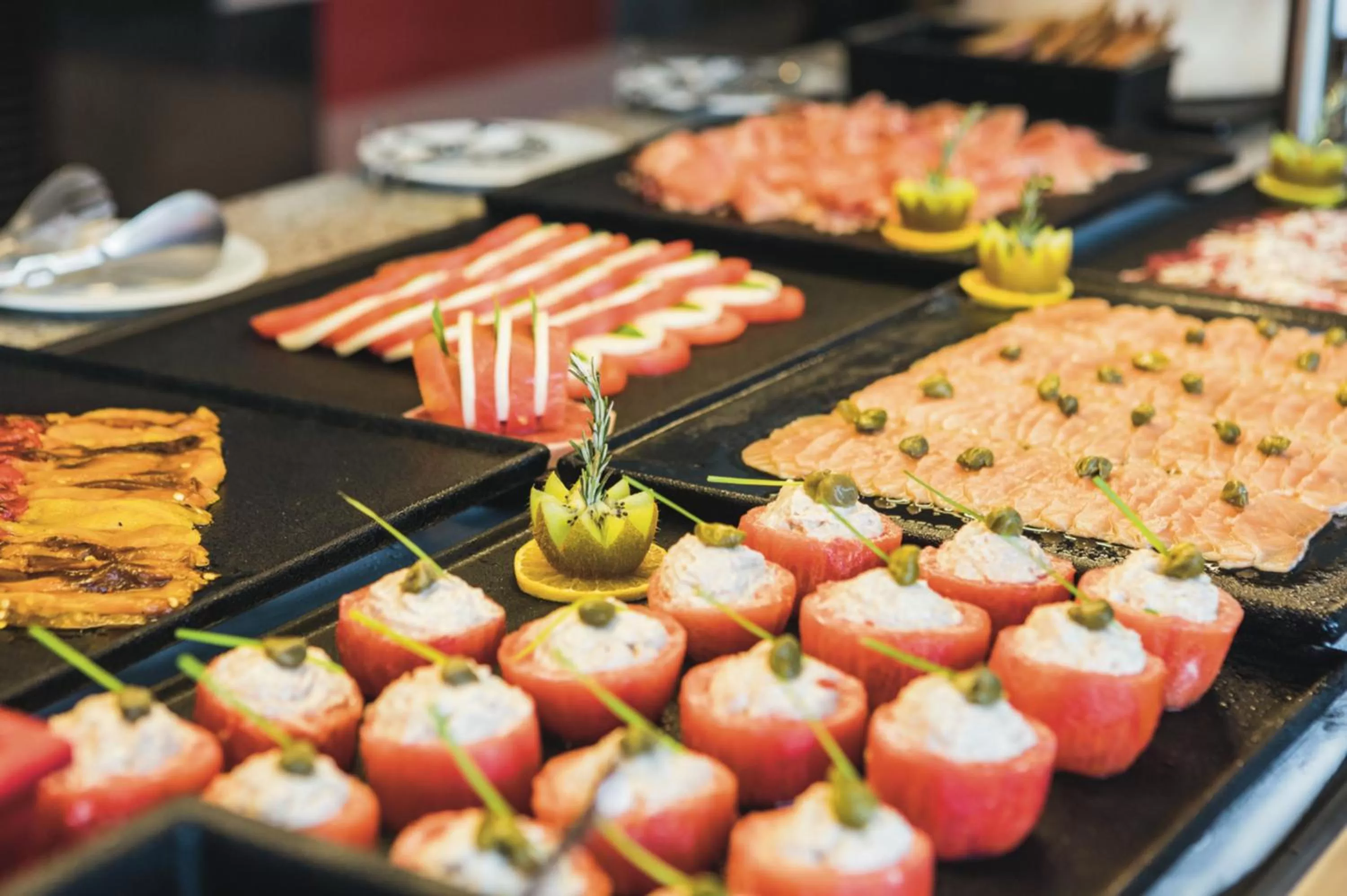 Buffet breakfast in Riu Playacar - All Inclusive