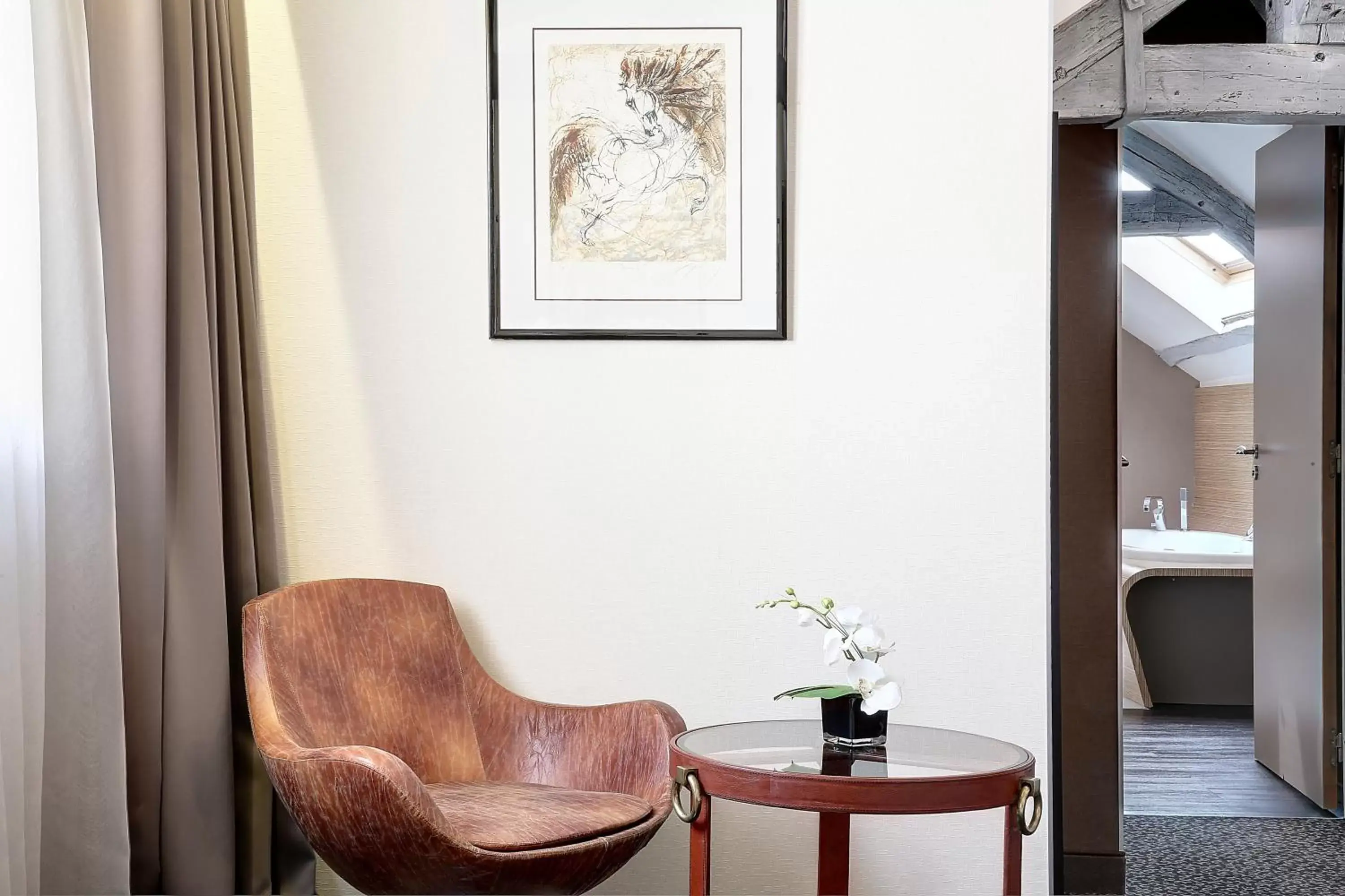 Living room, Seating Area in Best Western Premier de La Poste & Spa