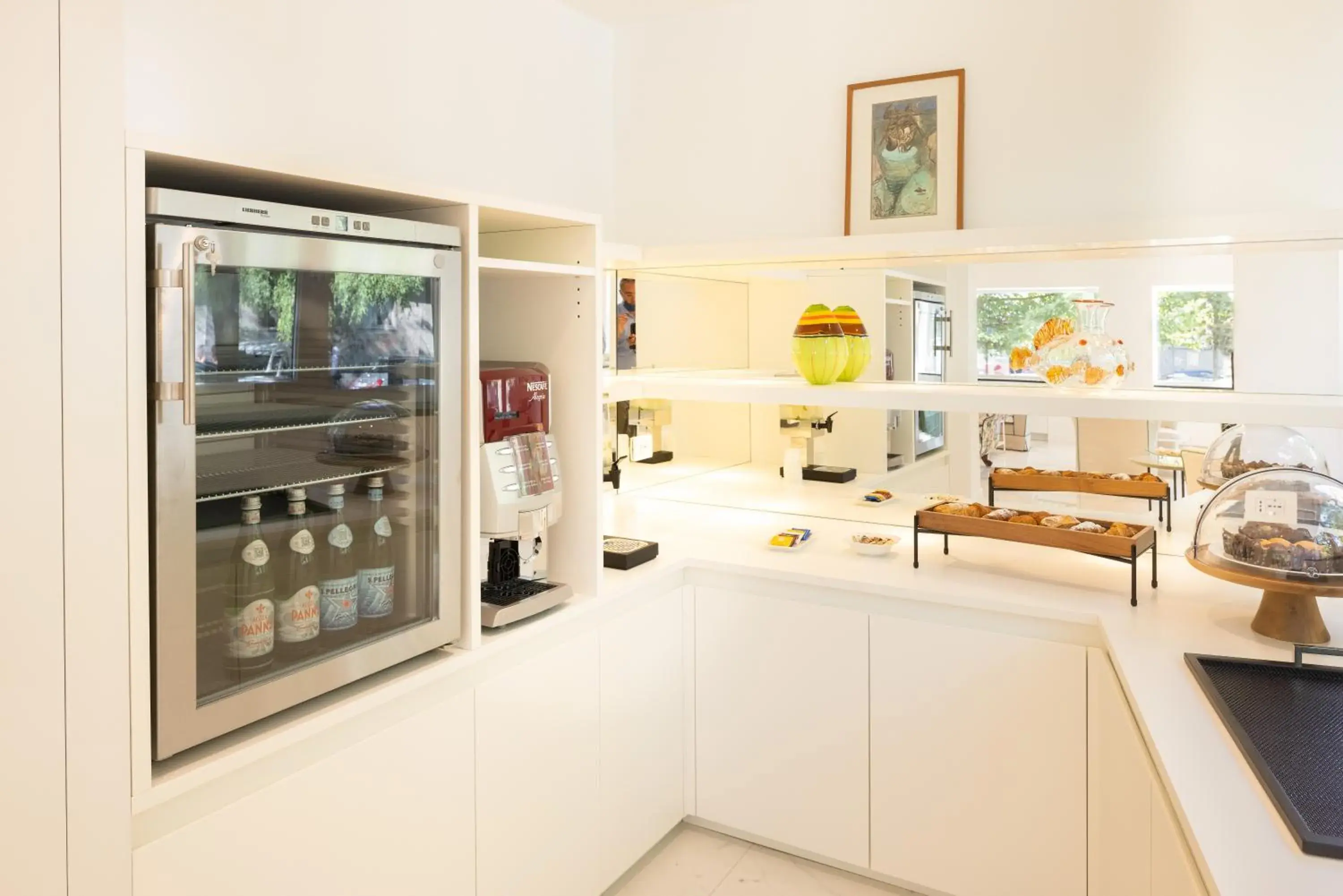 Lobby or reception, Kitchen/Kitchenette in Hotel Morfeo