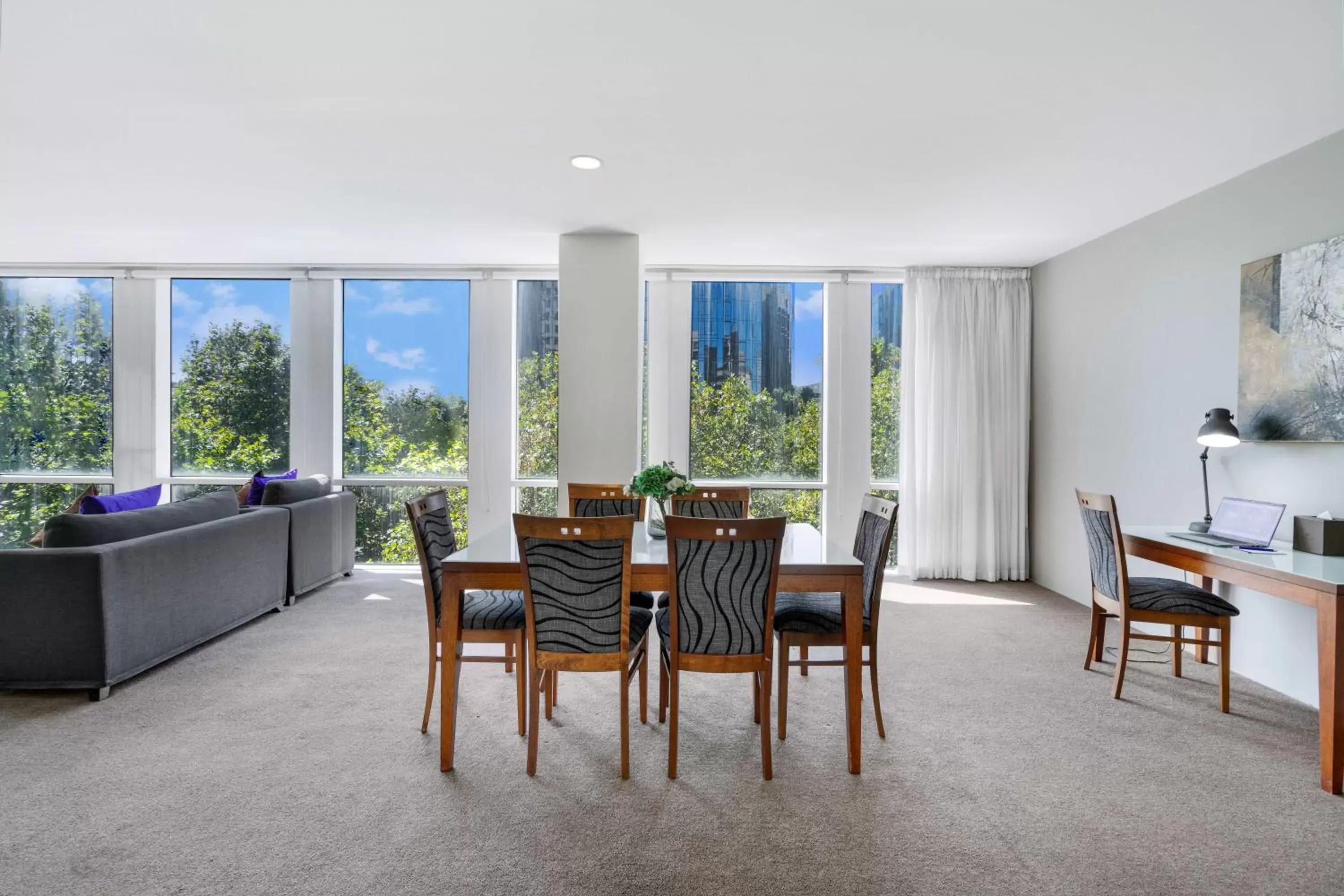 Dining area in Park Regis Griffin Suites