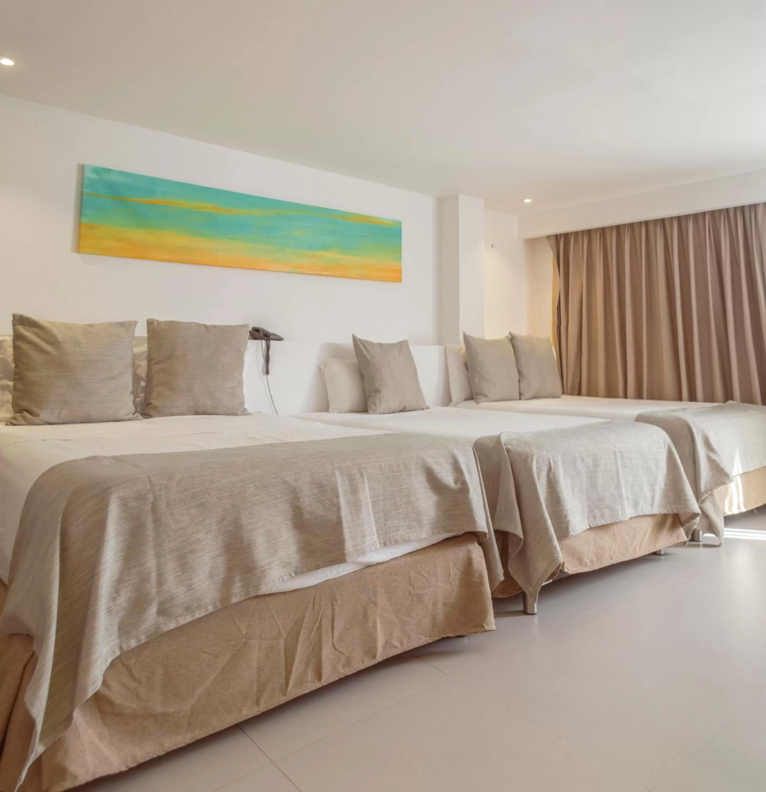 Property building in Hotel 1525 By GEH Suites