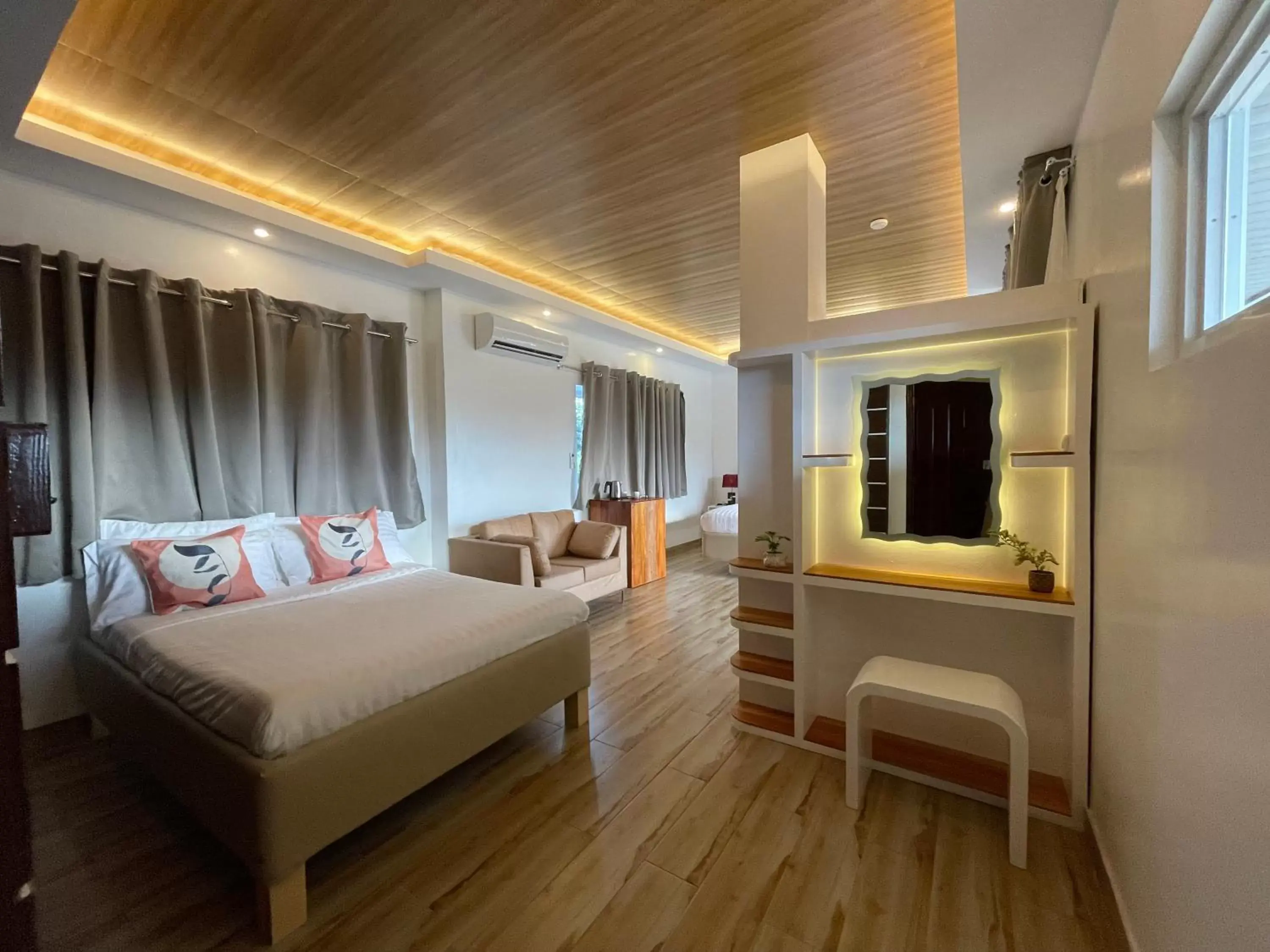 Suite with Spa Bath - single occupancy in Bella Napoli Resort & Resto Suite with Spa Bath - single occupancy in Bella Napoli Resort & Resto