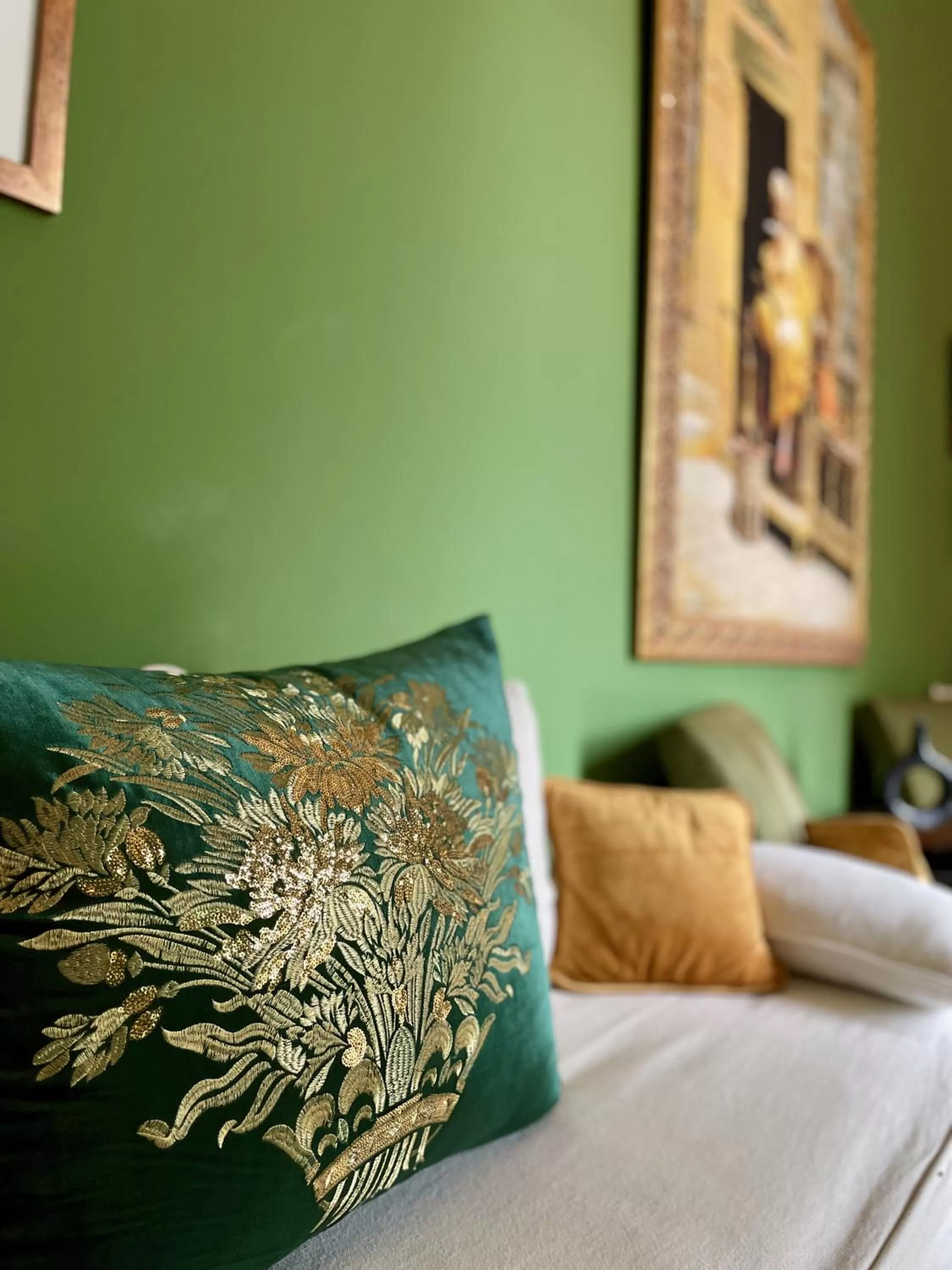 Seating area, Bed in Riad Dar Chacha