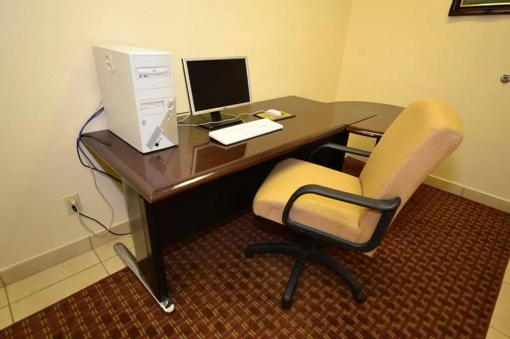 Business facilities in Best Western Casa Villa Suites
