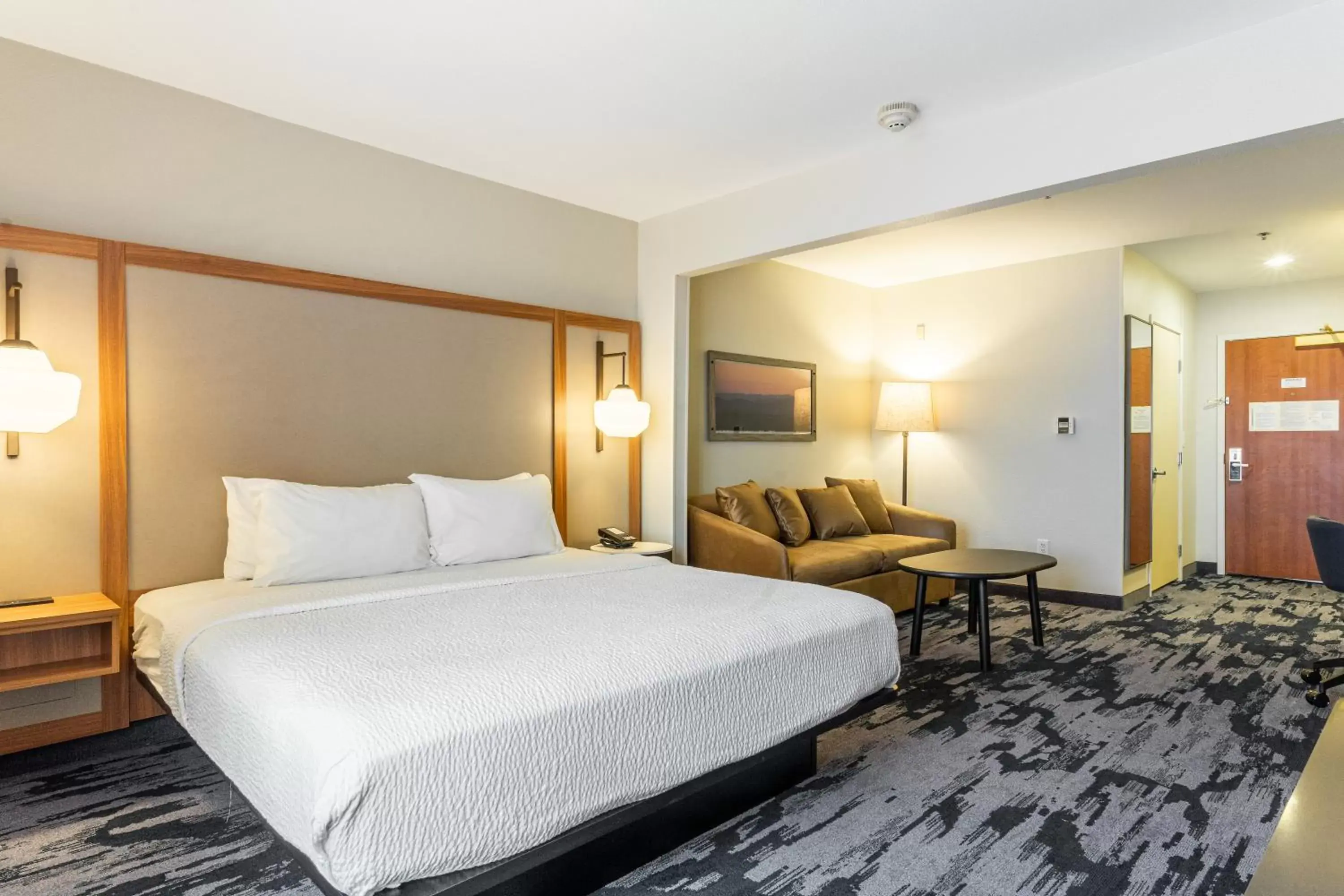 Bedroom, Bed in Fairfield Inn & Suites Rancho Cordova