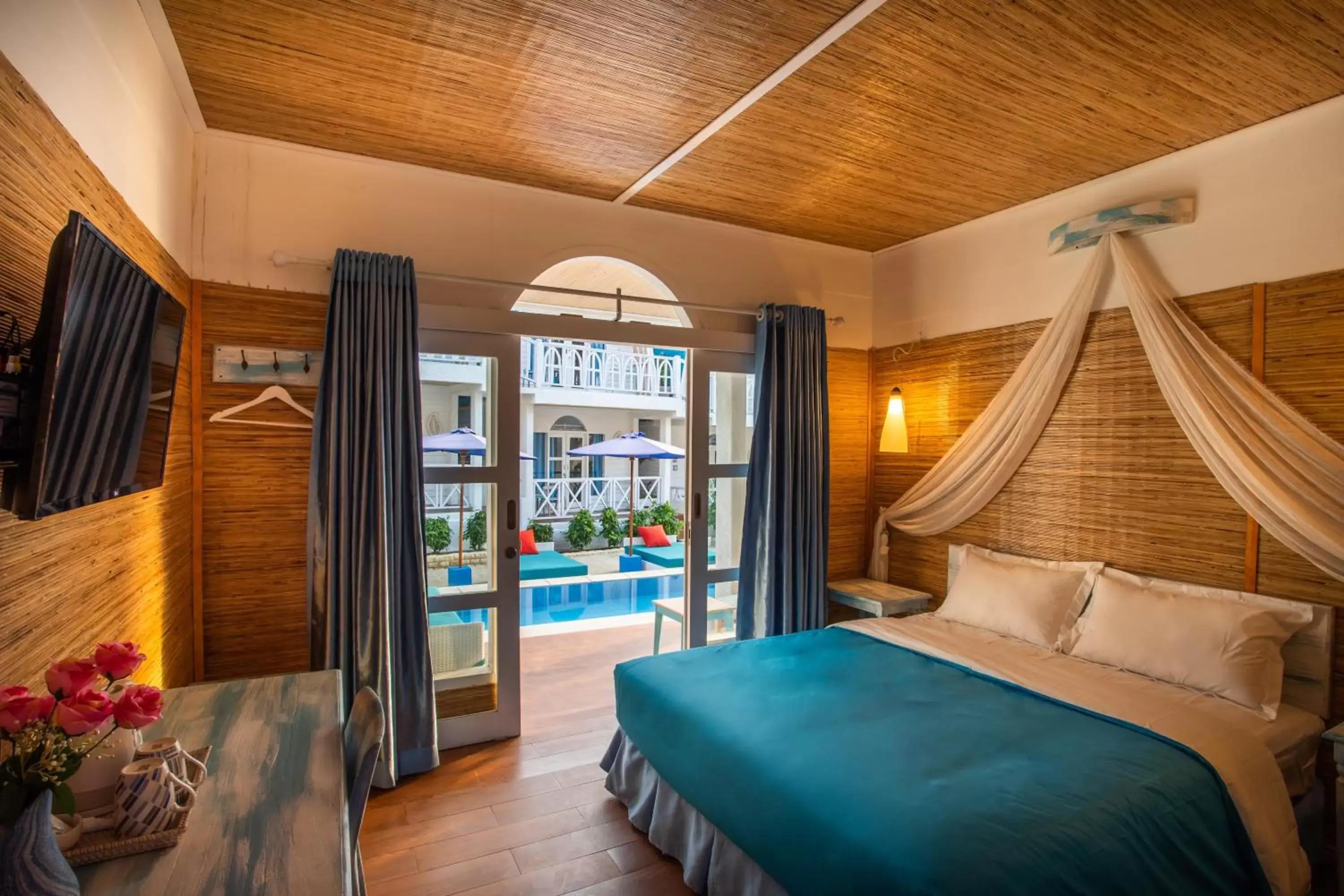 Photo of the whole room in Santorini Beach Resort