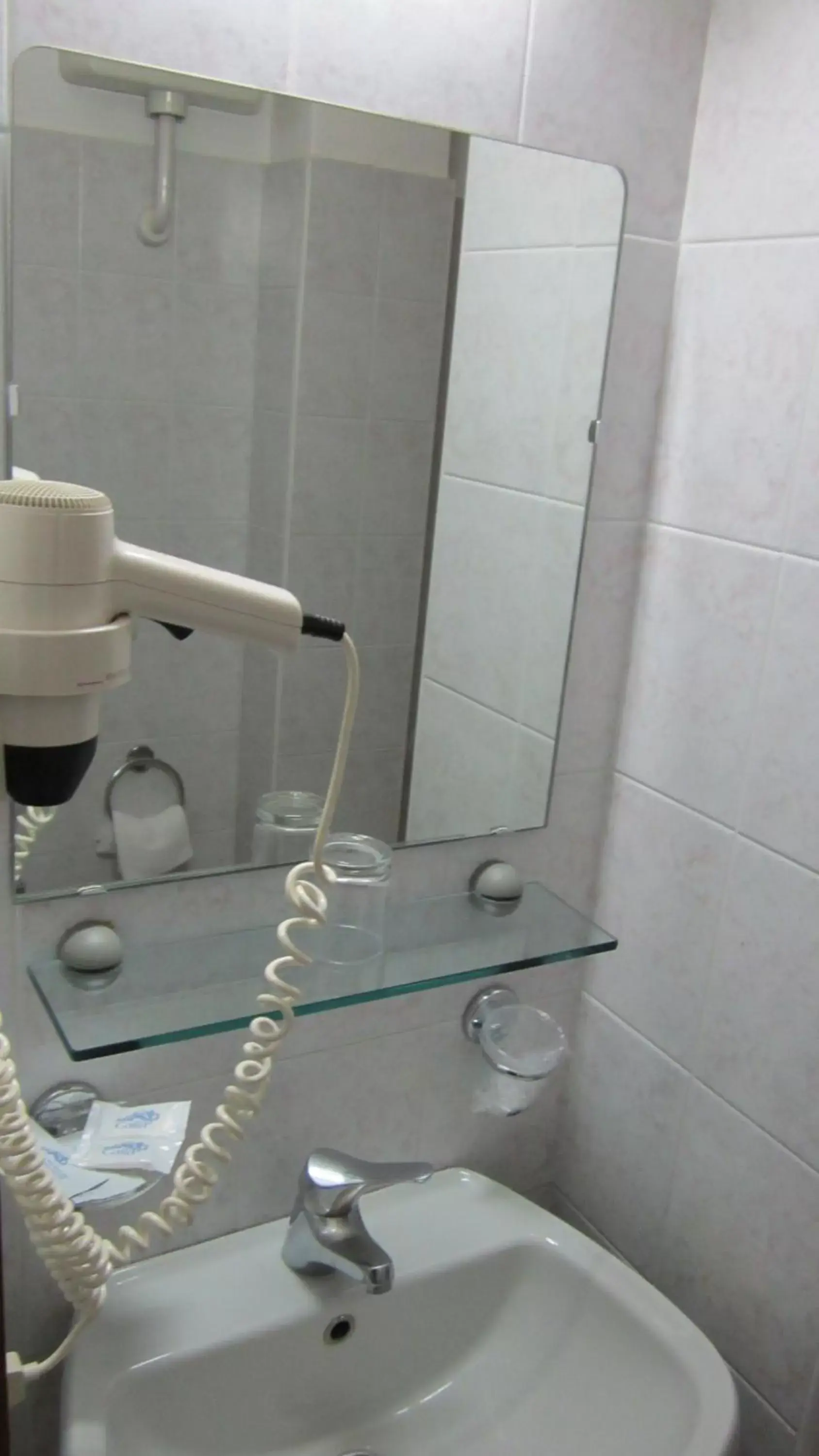 Bathroom in Hotel Marchina