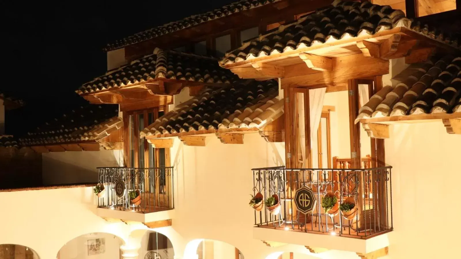 Inner courtyard view in Hotel Casa de Familia de San Cristobal