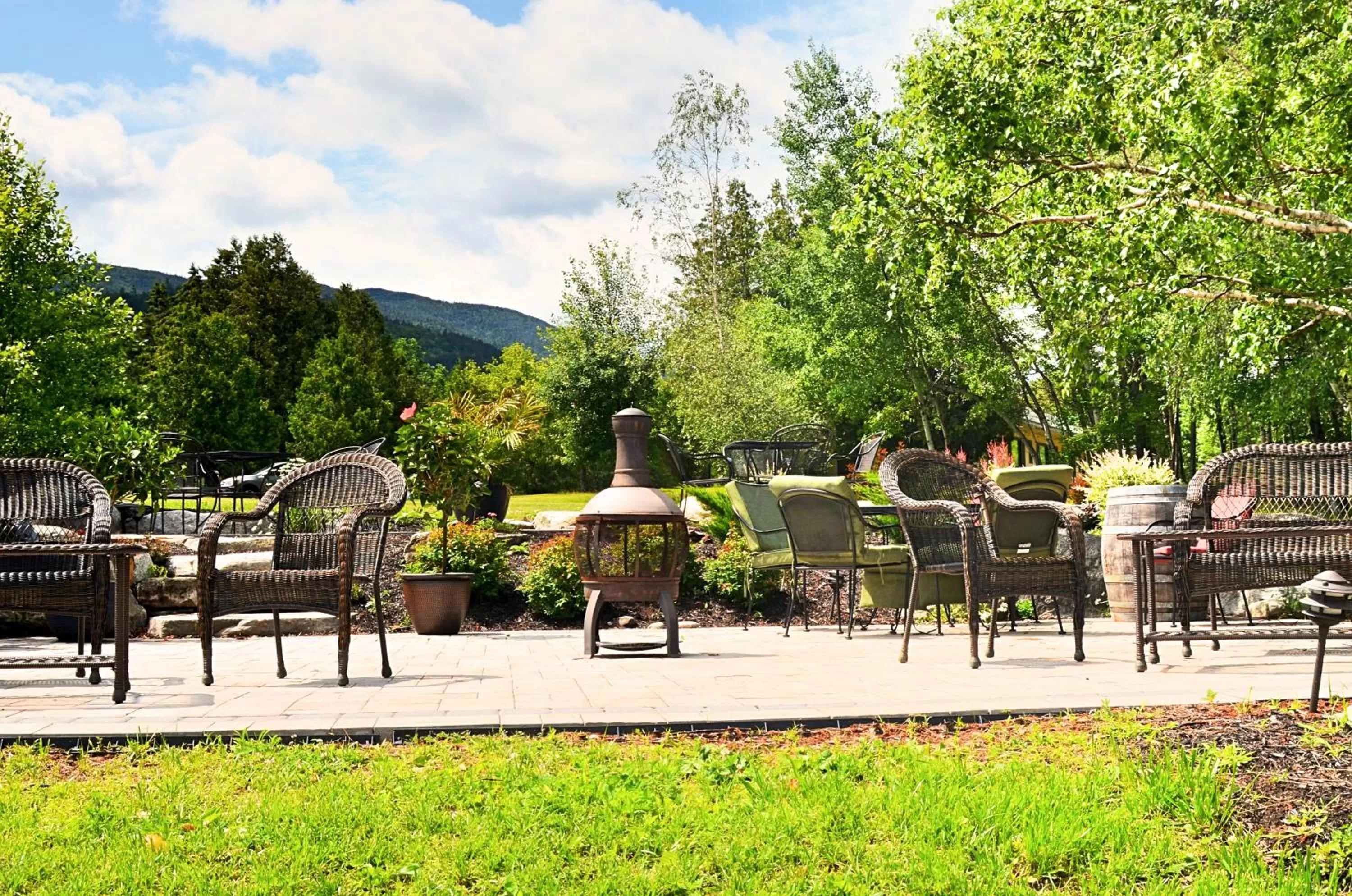 Balcony/Terrace in Hungry Trout Resort