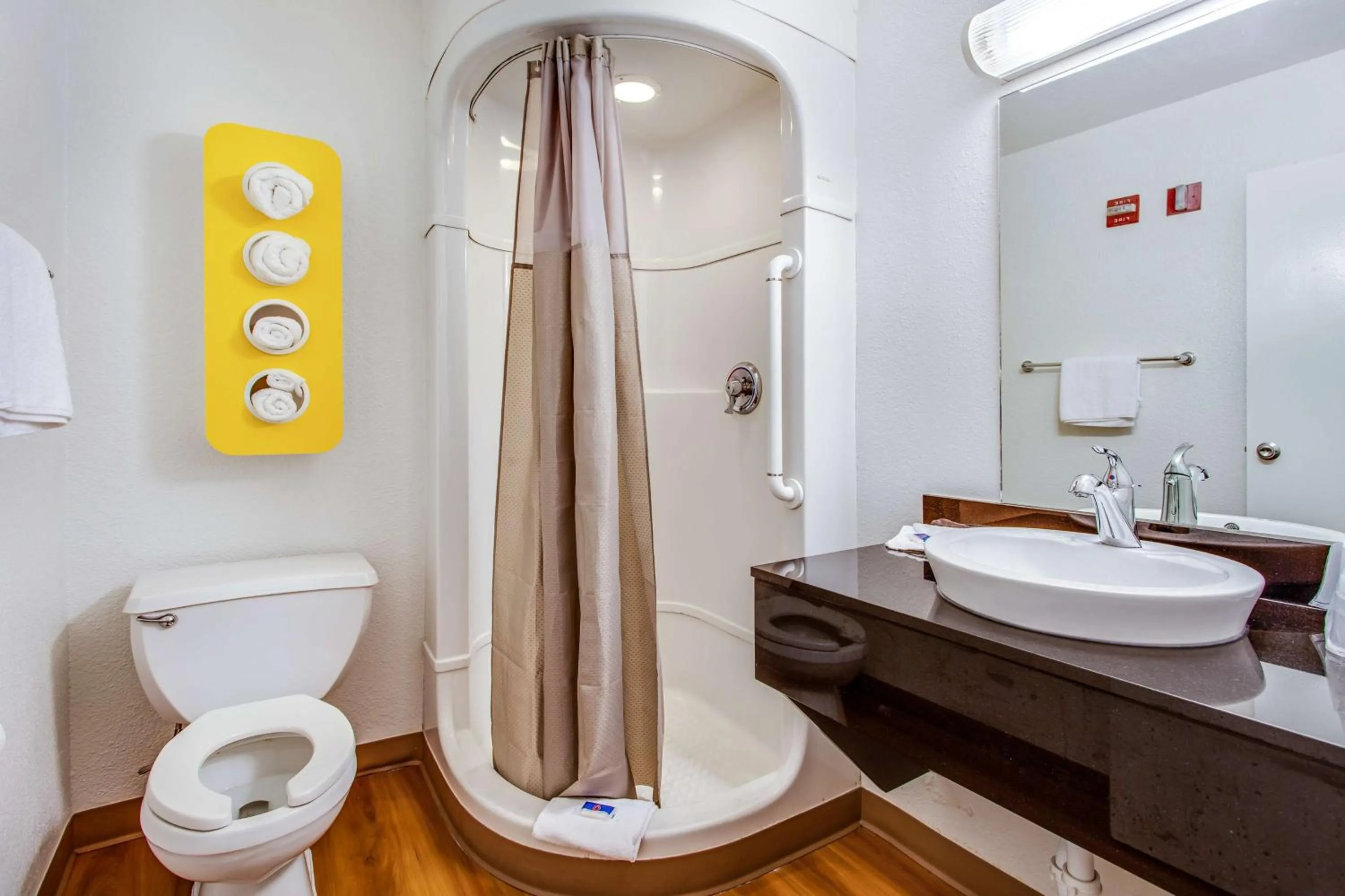 Shower in Motel 6-Vacaville, CA