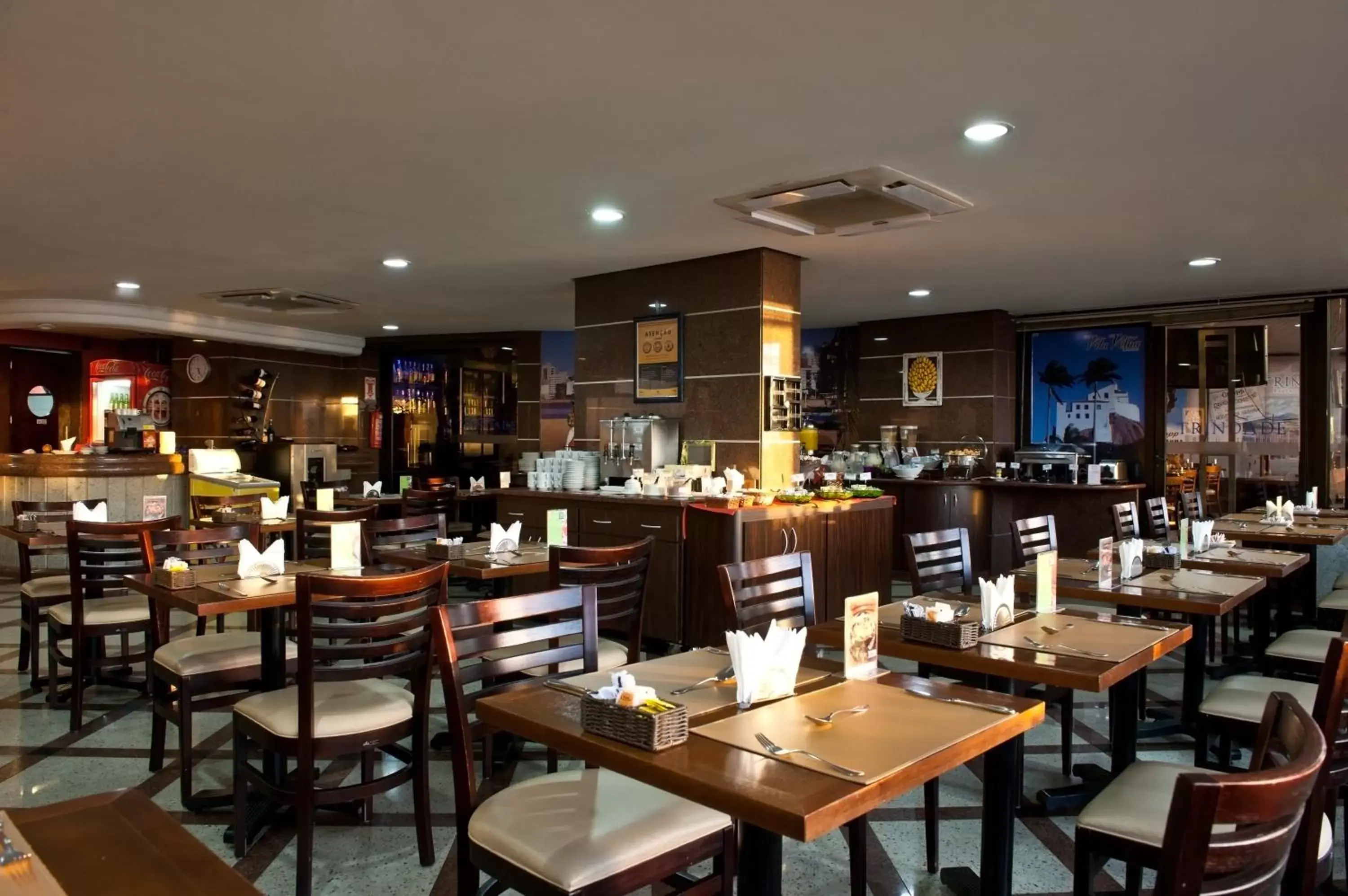 Restaurant/Places to Eat in Quality Suites Vila Velha