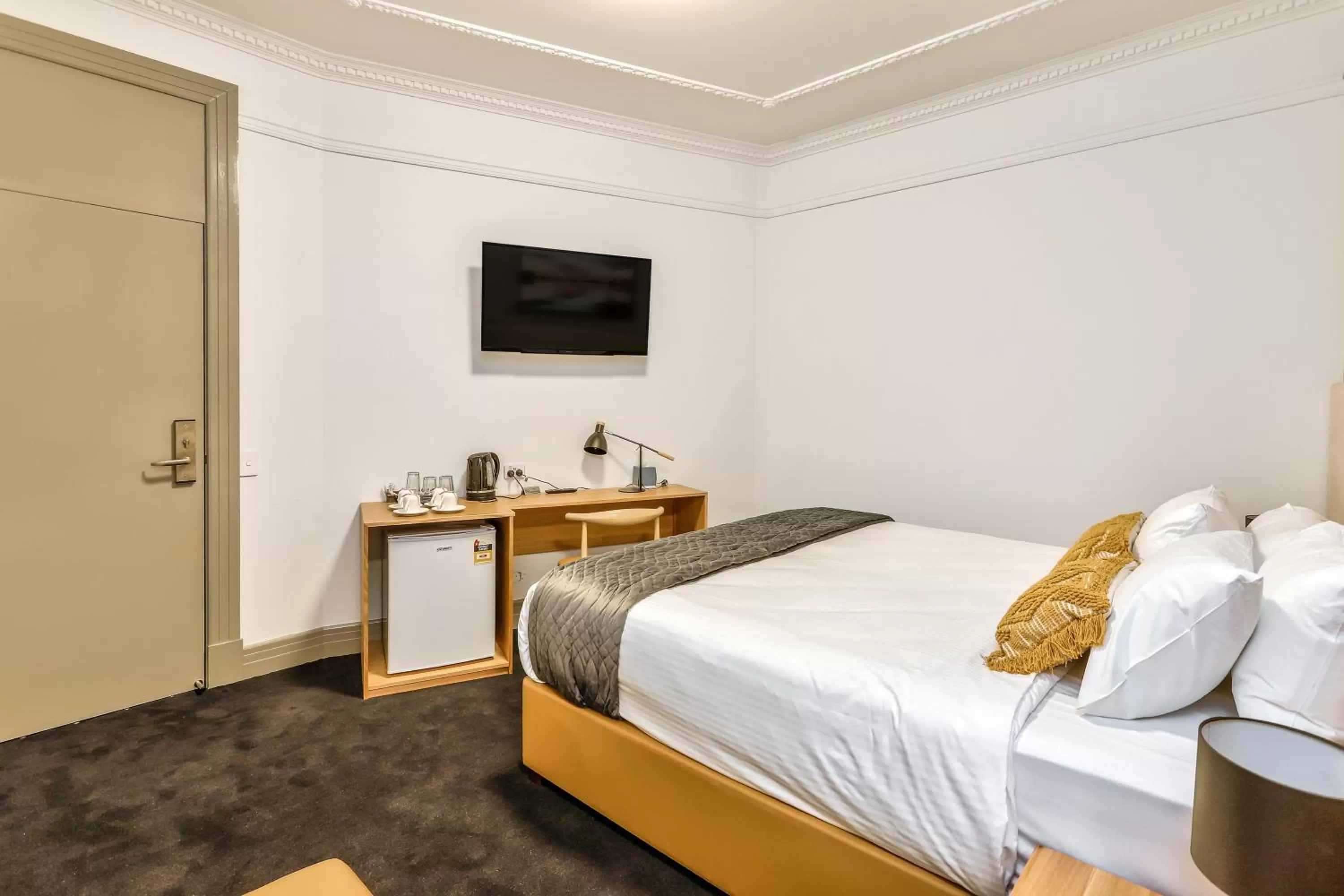Bed in Meridian Hotel Hurstville