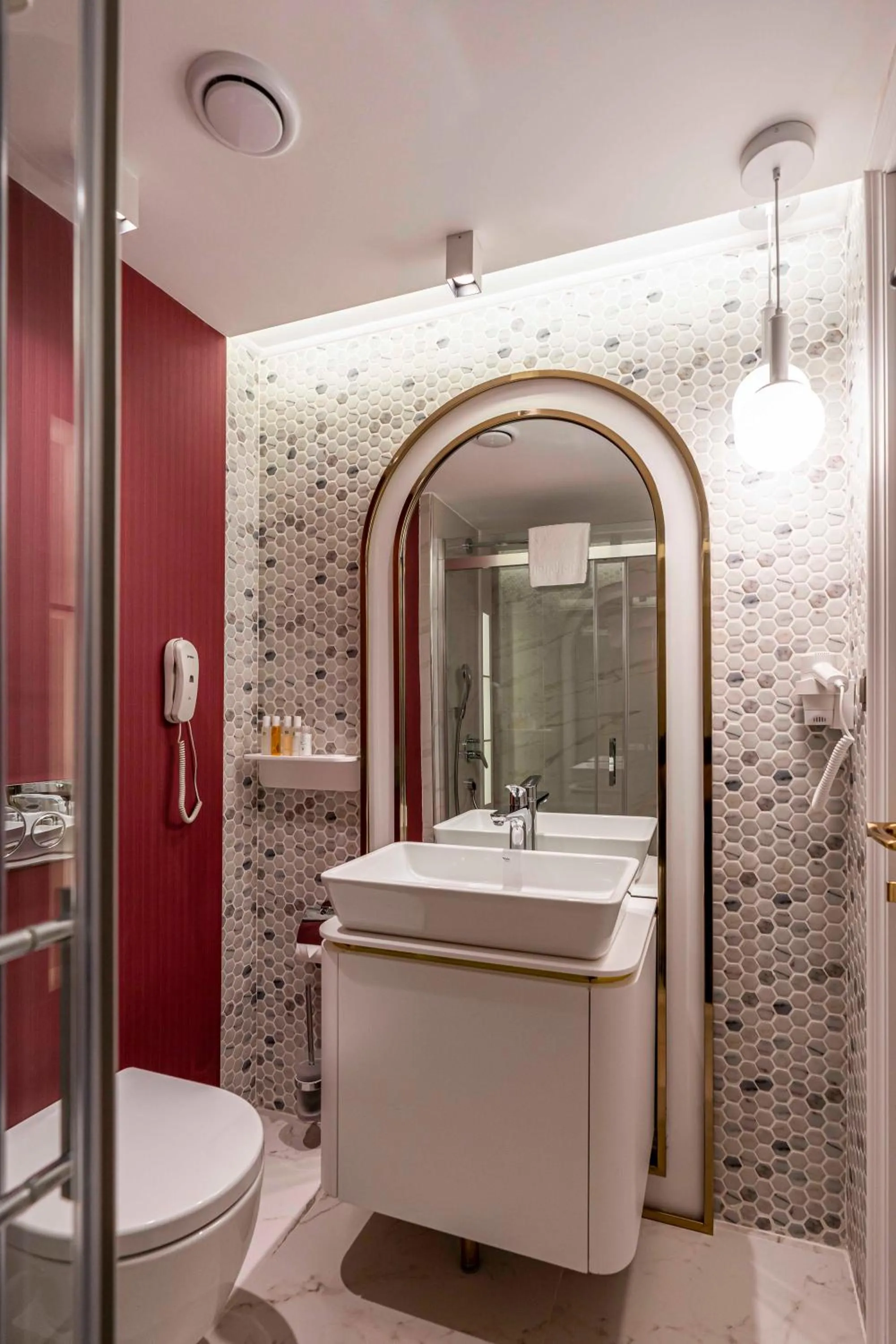 Shower in La Boutique Hotel & Suites - Adults Only