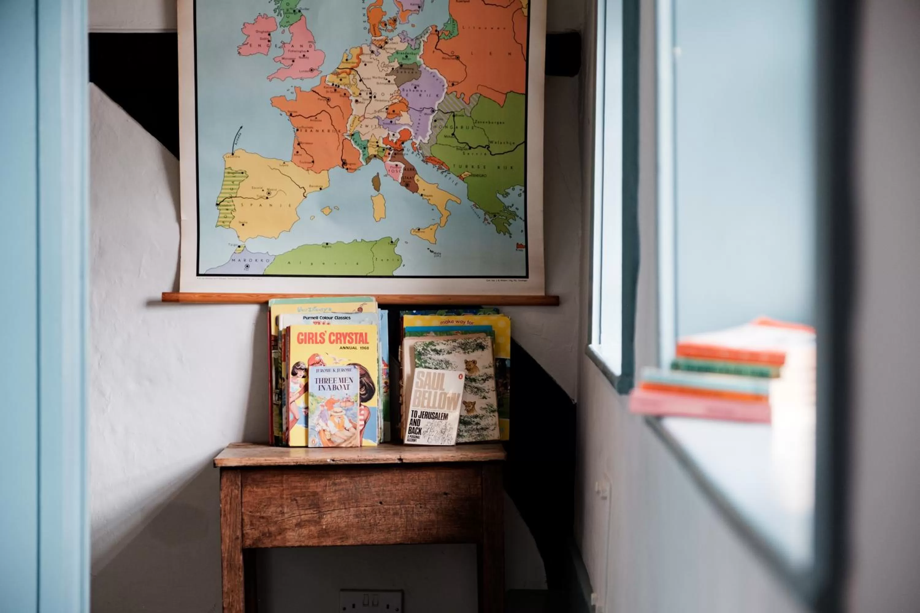 Library in Bel and The Dragon-Odiham