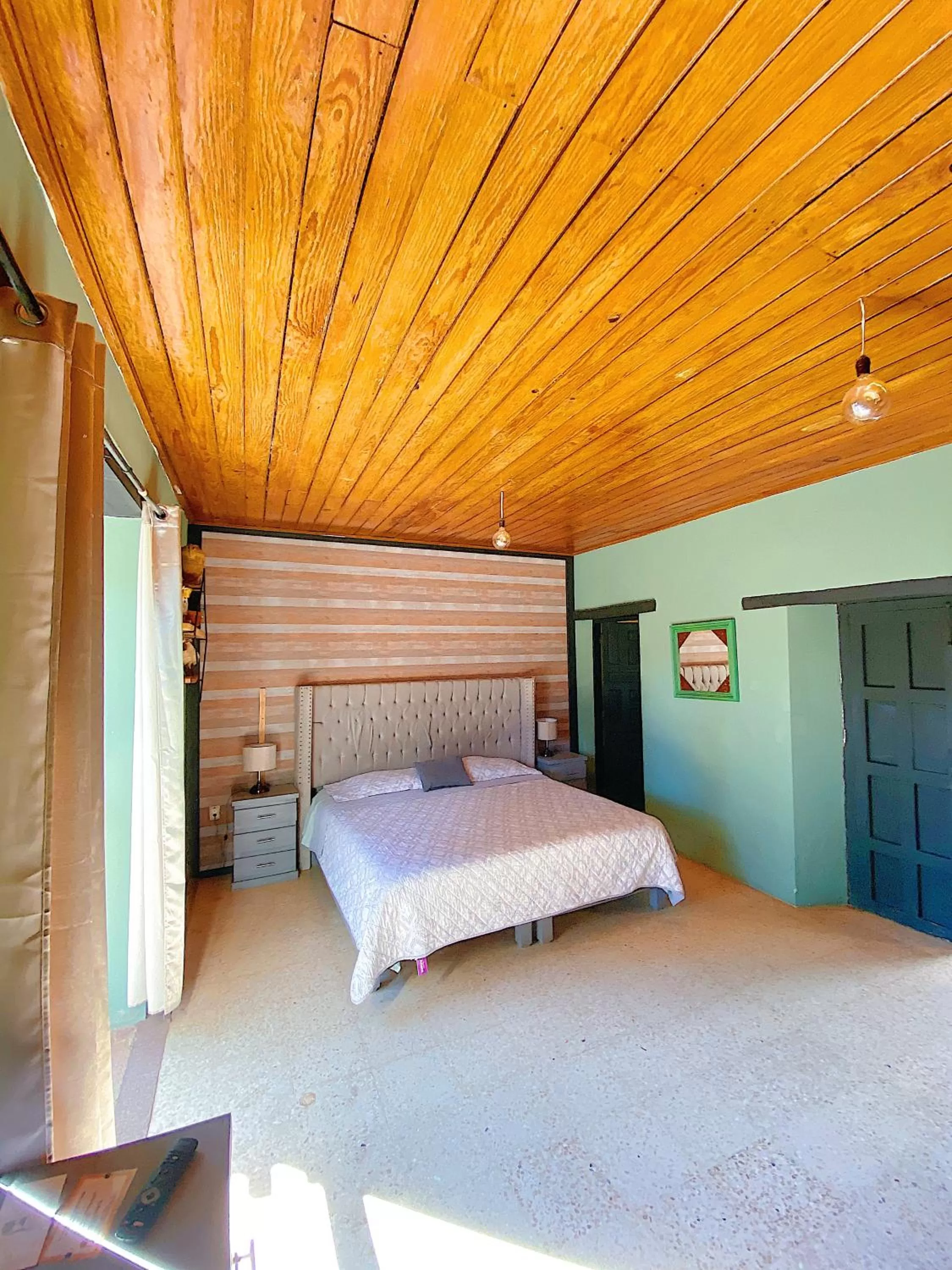 Photo of the whole room, Bed in El Naranjo Hotel Finca Urbana