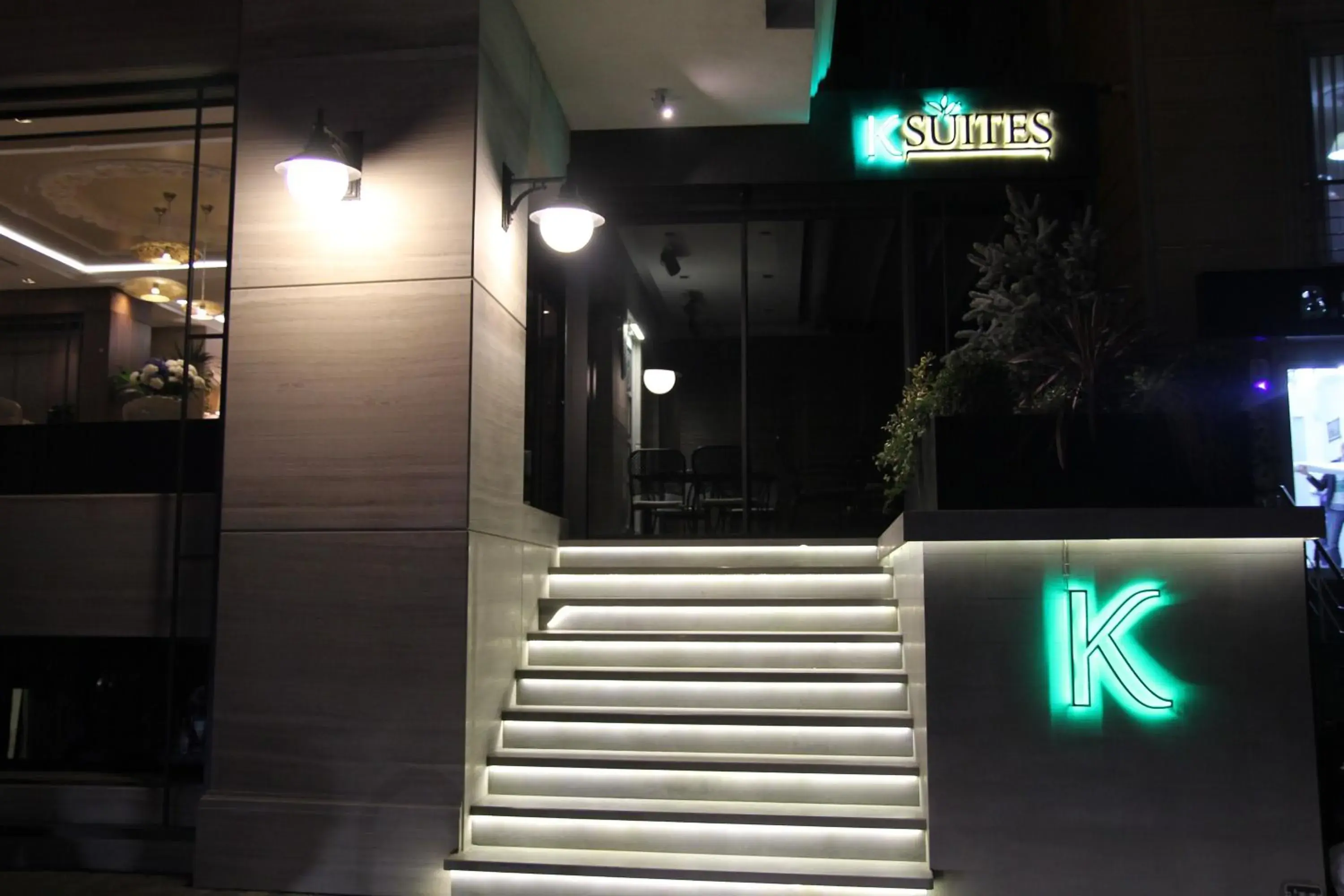 Facade/entrance in K Suites Hotel