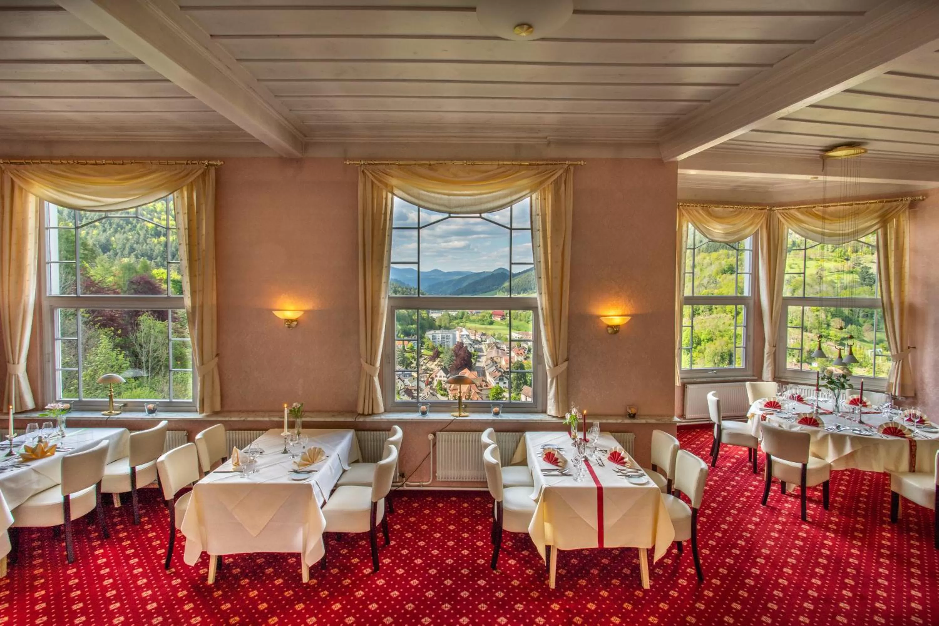 Restaurant/places to eat in Hotel Schloss Hornberg