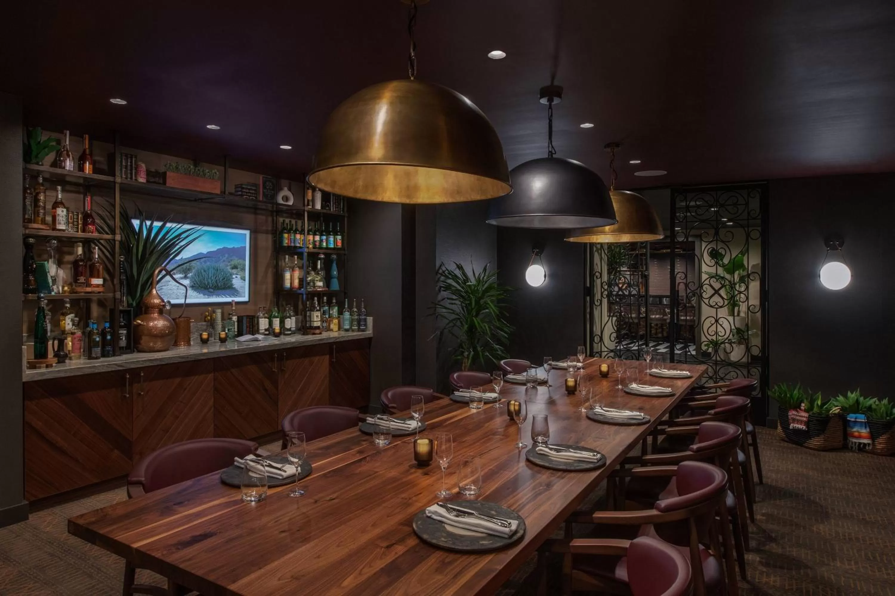 Restaurant/places to eat in JW Marriott Los Angeles L.A. LIVE