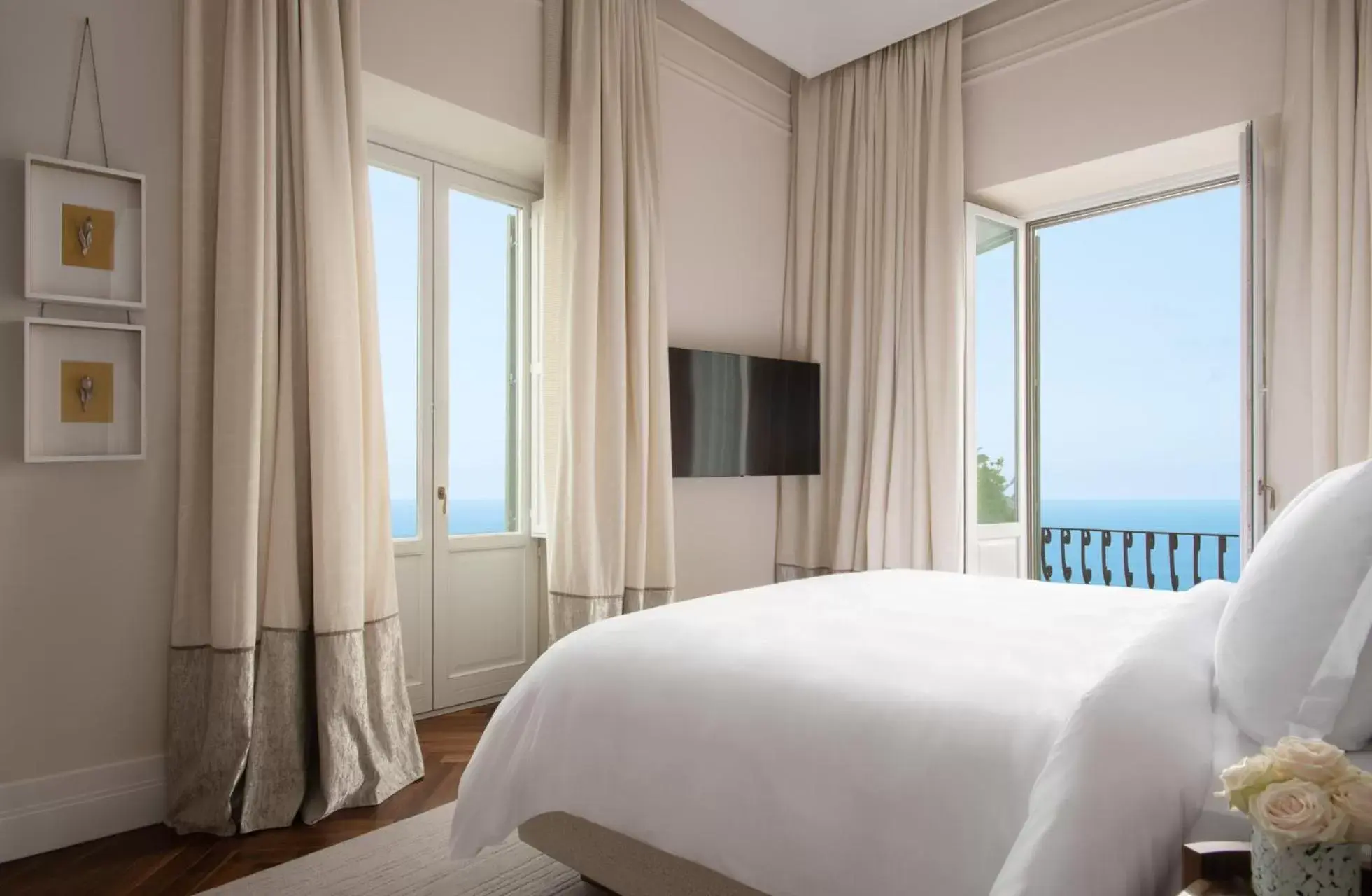 Bedroom in San Domenico Palace, Taormina, A Four Seasons Hotel