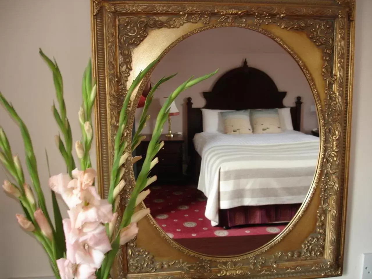 Decorative detail, Bed in Taunton House Hotel