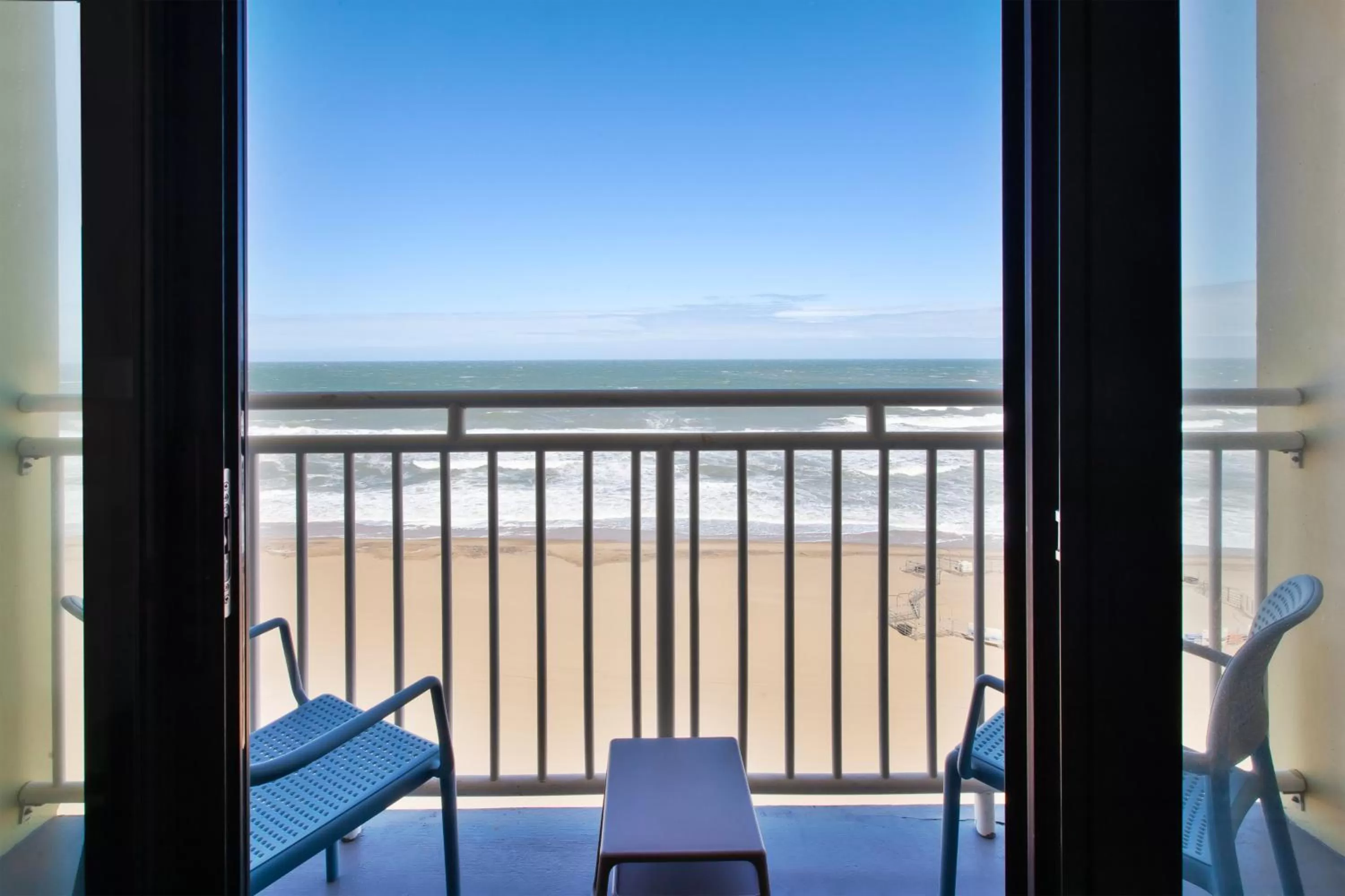 Queen Room with Ocean View in Holiday Inn Express Hotel & Suites Virginia Beach Oceanfront, an IHG Hotel