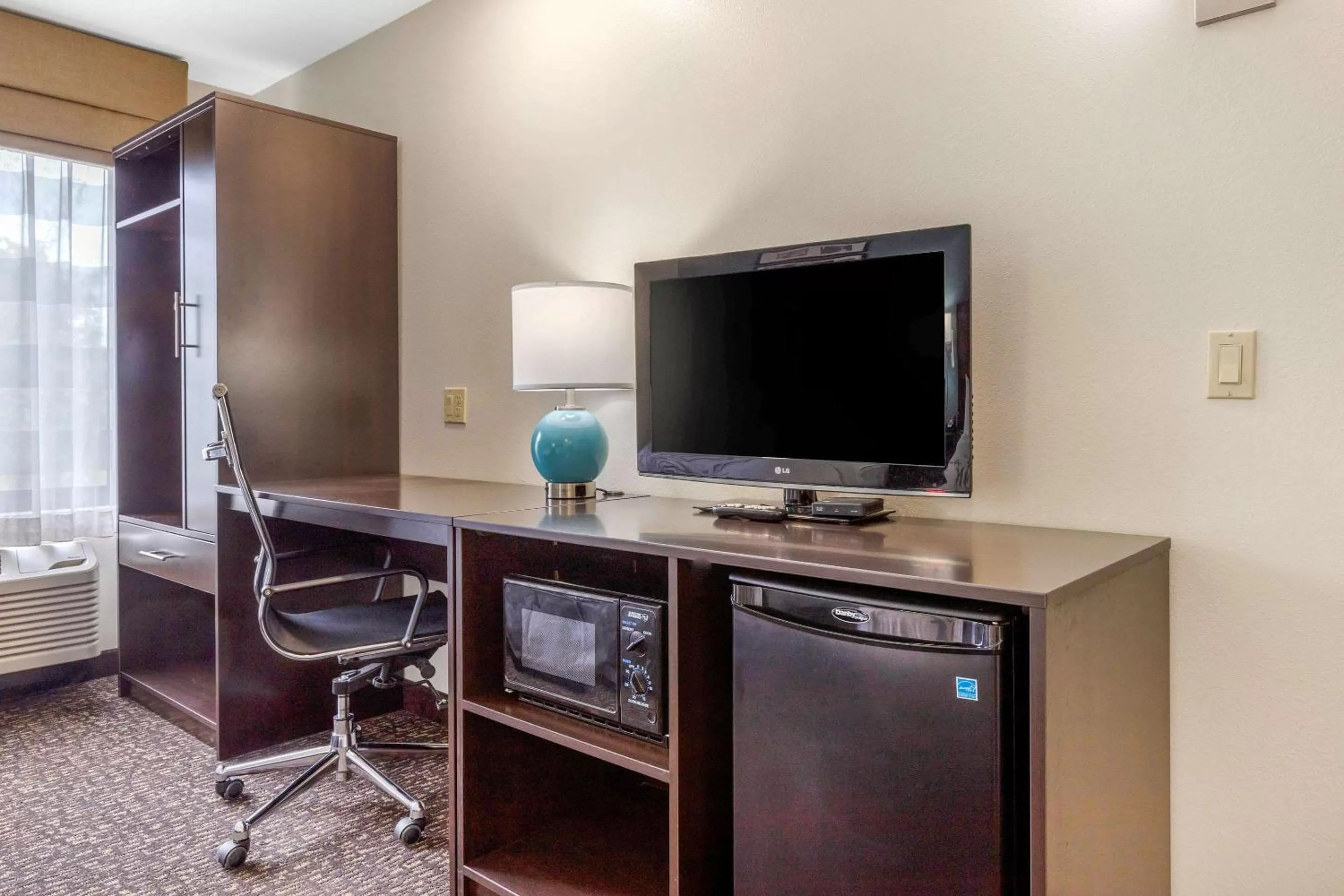 Bedroom in Sleep Inn & Suites Johnson City