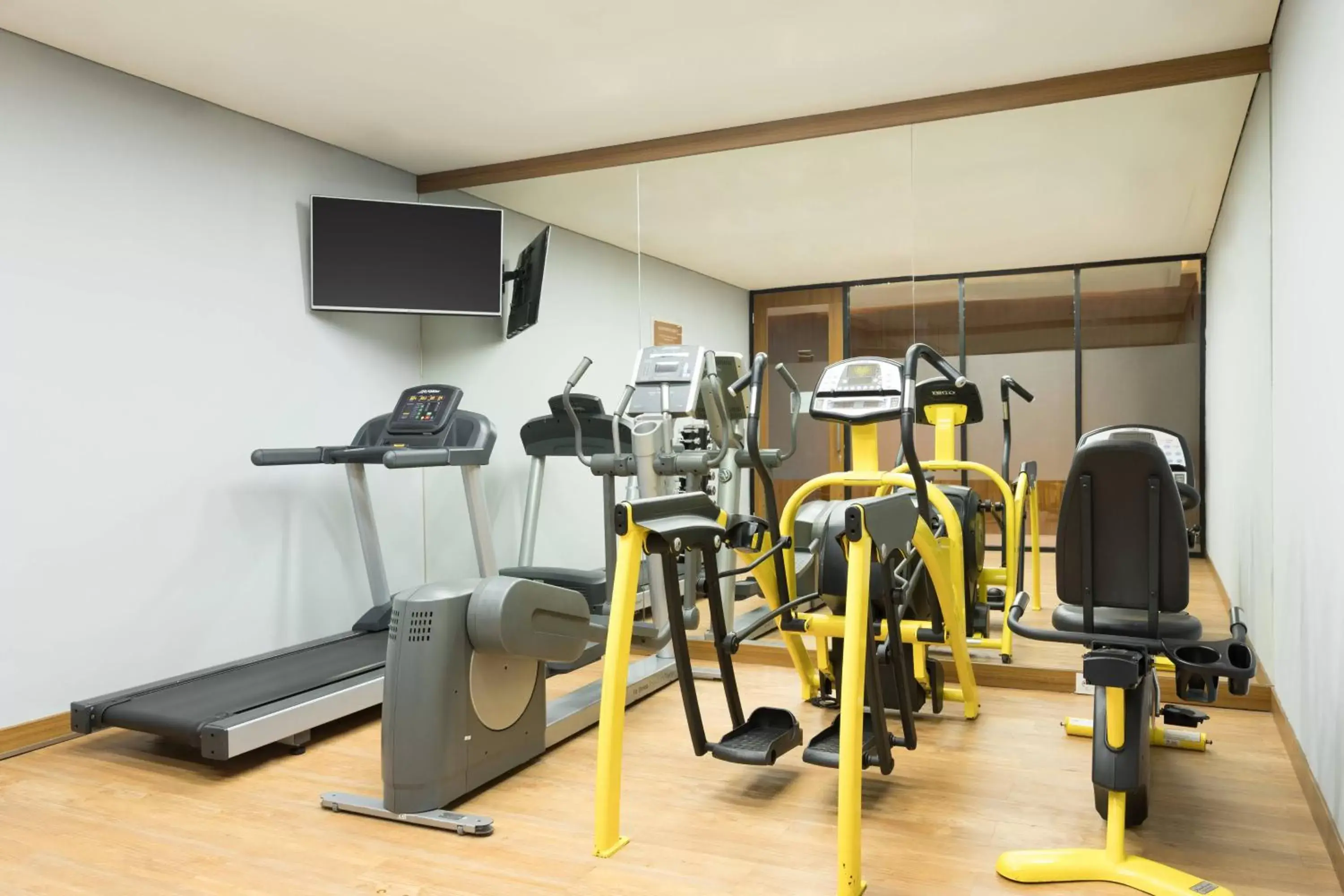 Fitness centre/facilities, Fitness Center/Facilities in Four Points by Sheraton Jakarta Thamrin