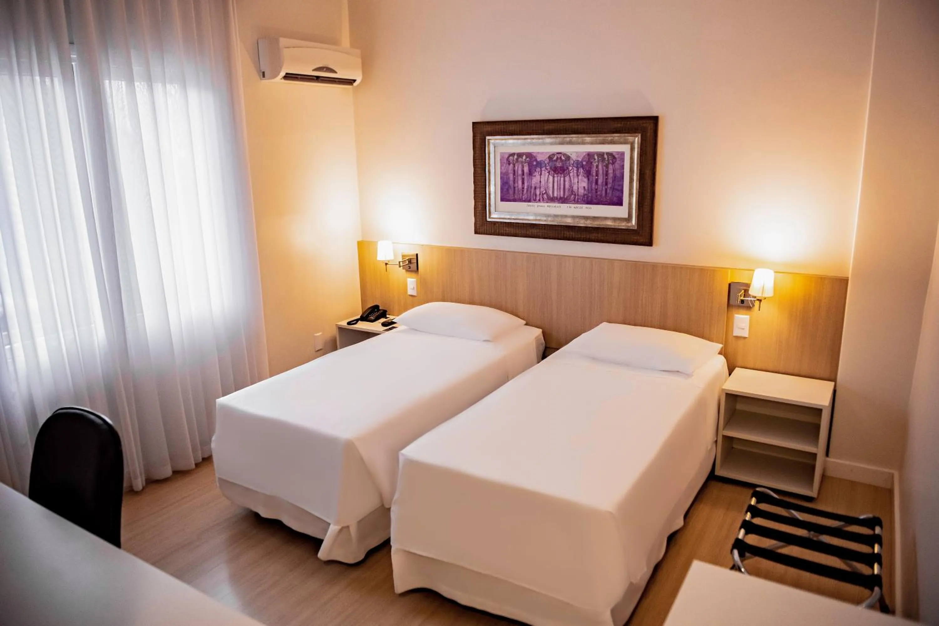 air conditioner, Bed in Charrua Hotel